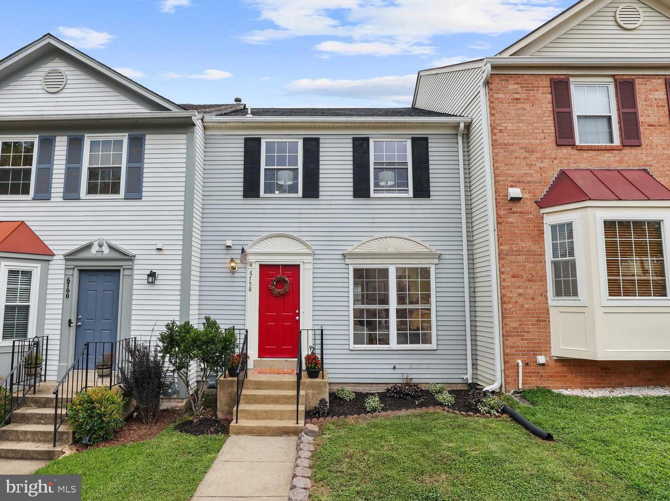 CLIFTON TOWNES - Residential