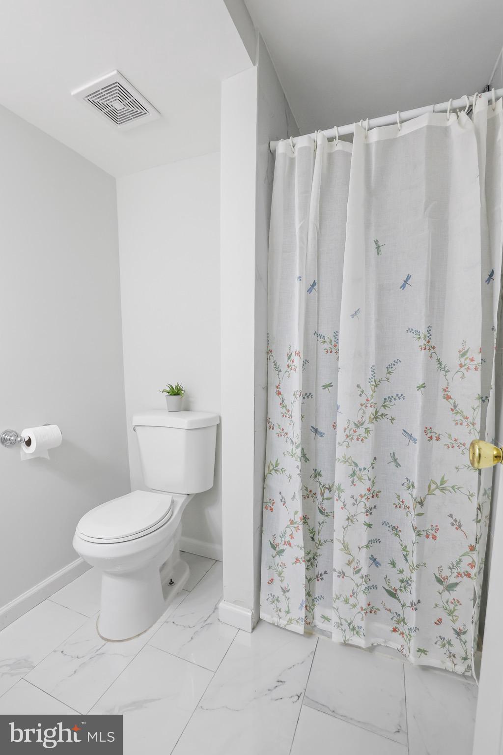 CLIFTON TOWNES - Residential