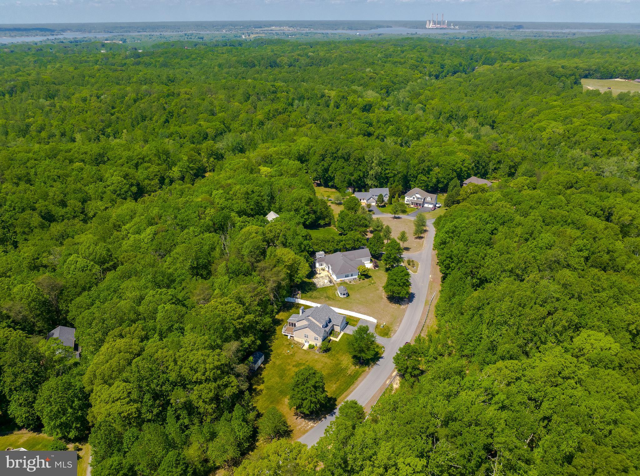 APPLE CREEK - Residential