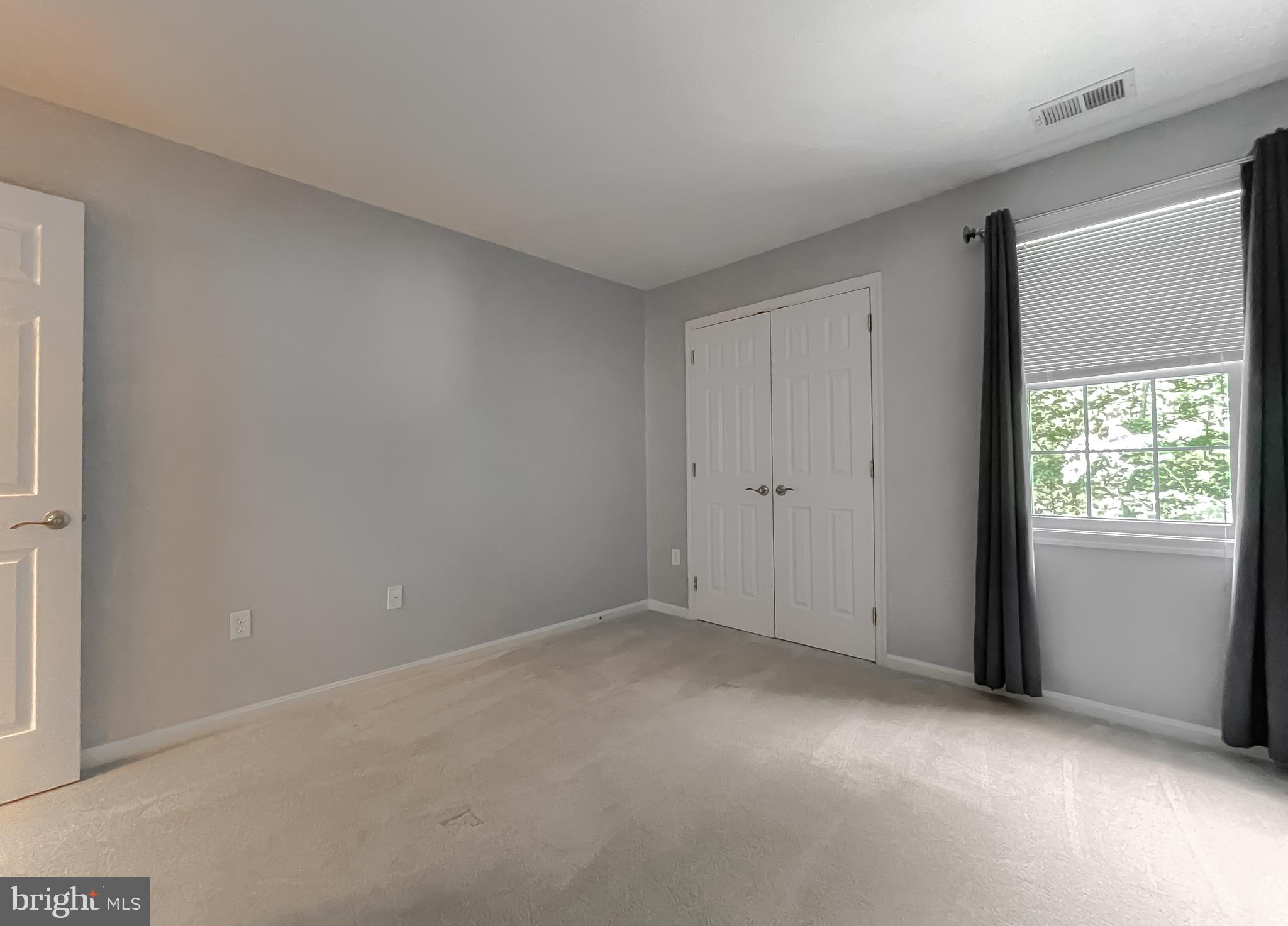 APPLE CREEK - Residential