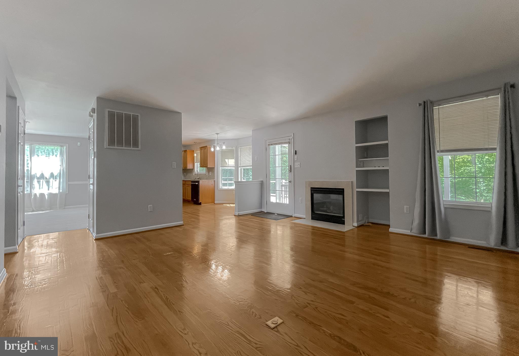 APPLE CREEK - Residential