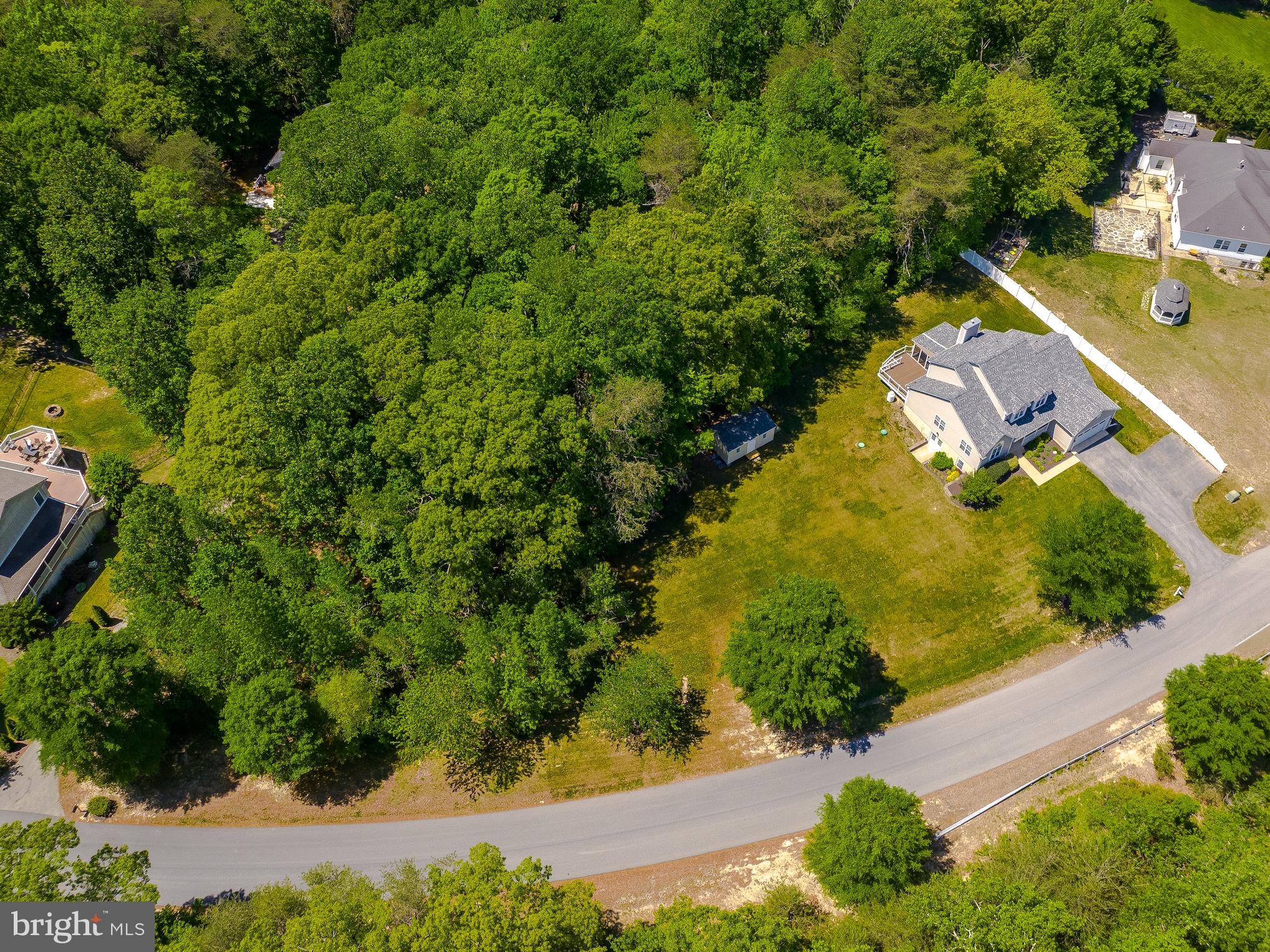 APPLE CREEK - Residential