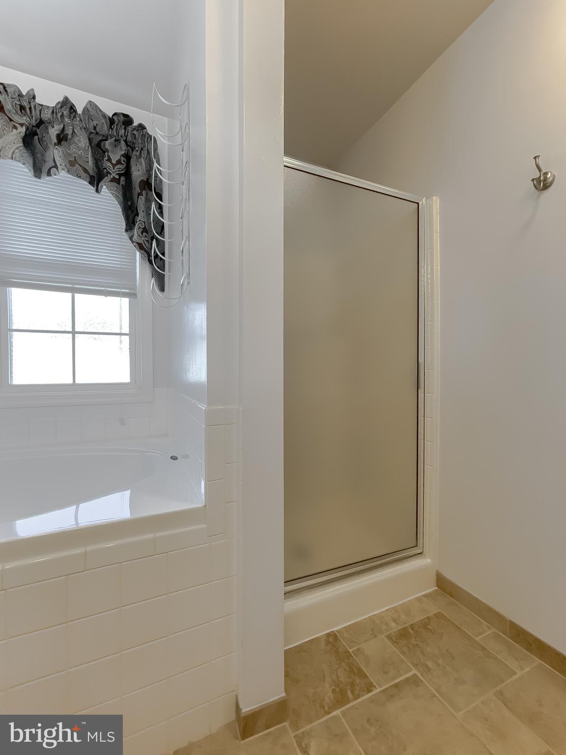 APPLE CREEK - Residential