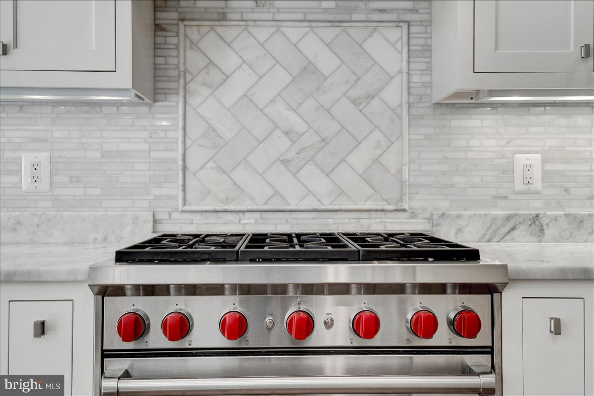 THE MIDDLETON - Residential