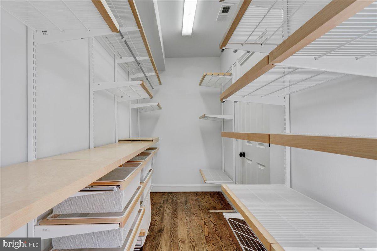 THE MIDDLETON - Residential