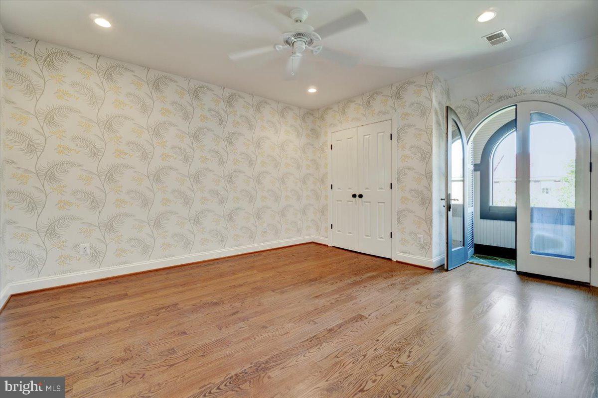 THE MIDDLETON - Residential