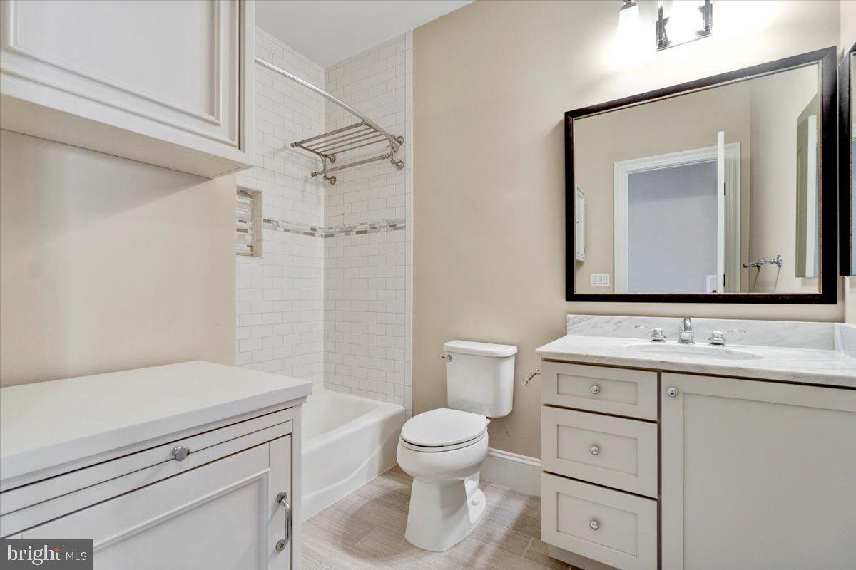 THE MIDDLETON - Residential