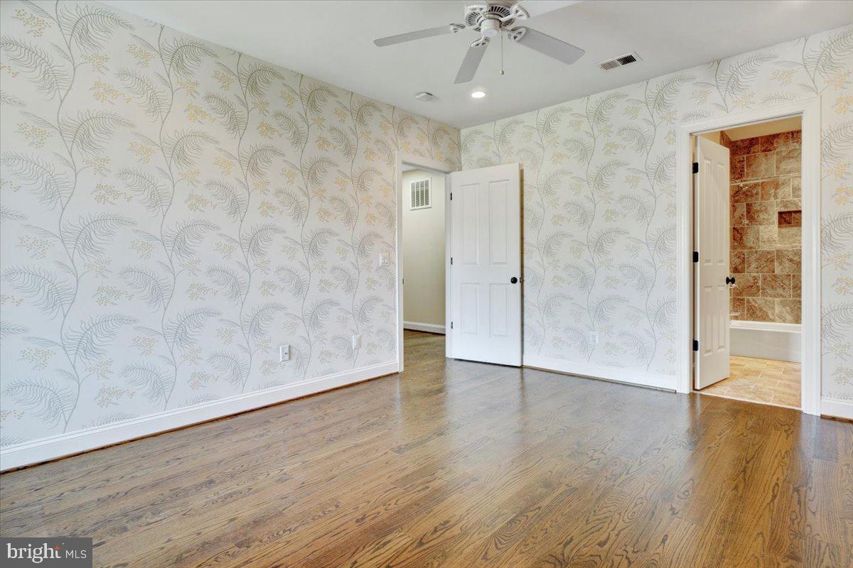 THE MIDDLETON - Residential