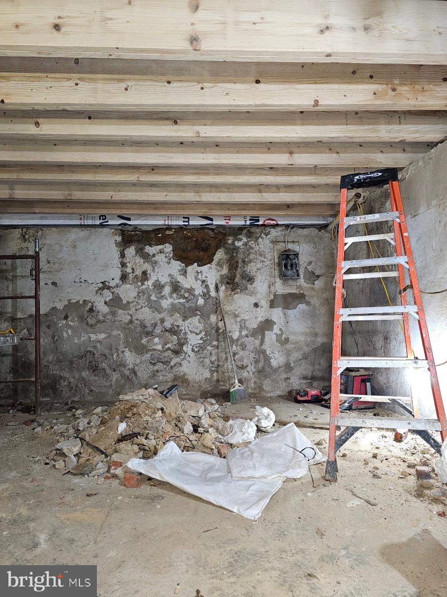 NORTH CENTRAL - Residential