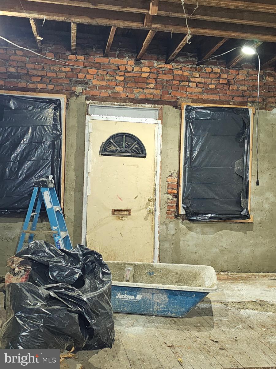 NORTH CENTRAL - Residential