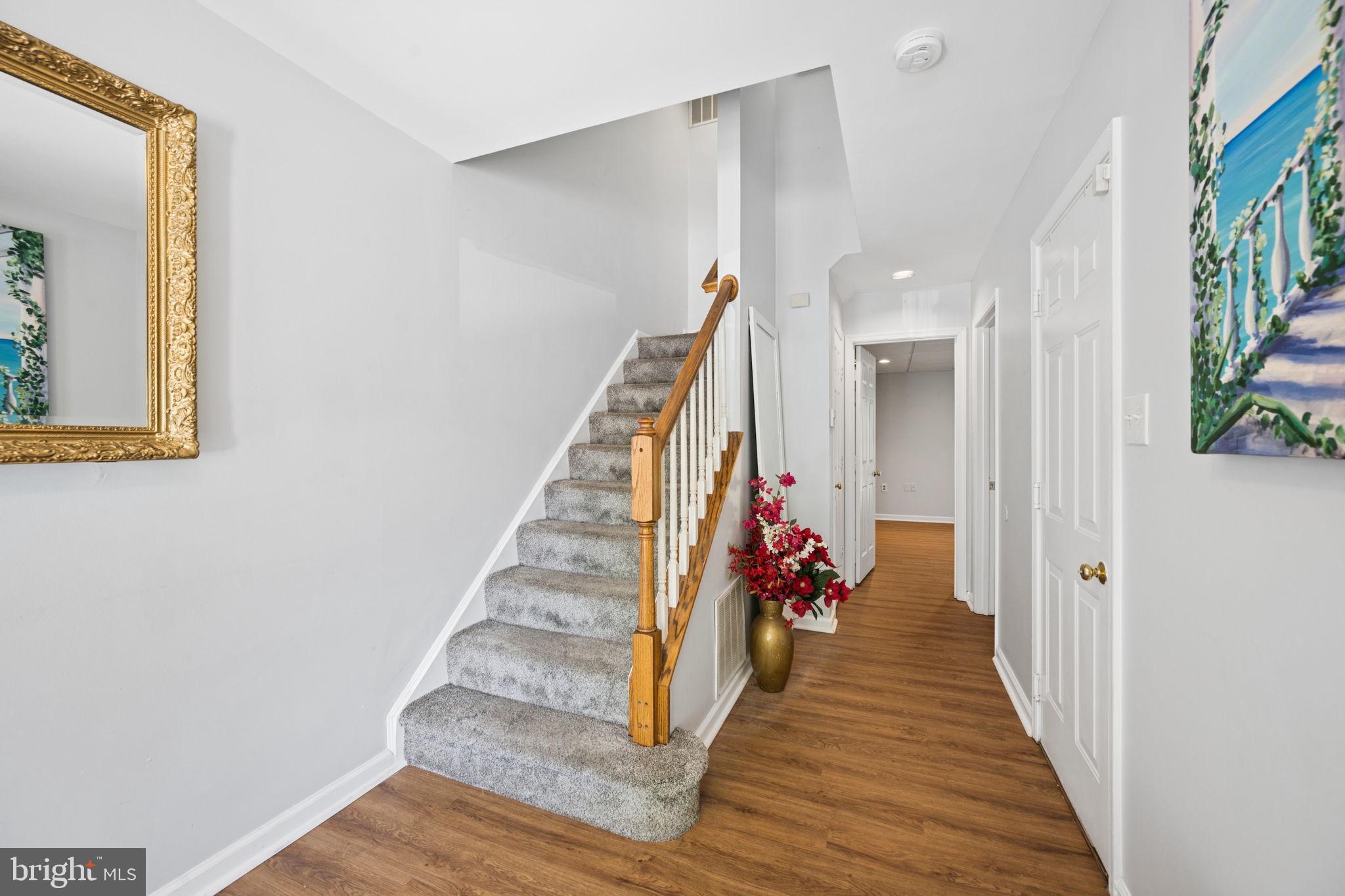 122 LONG ACRE COURT