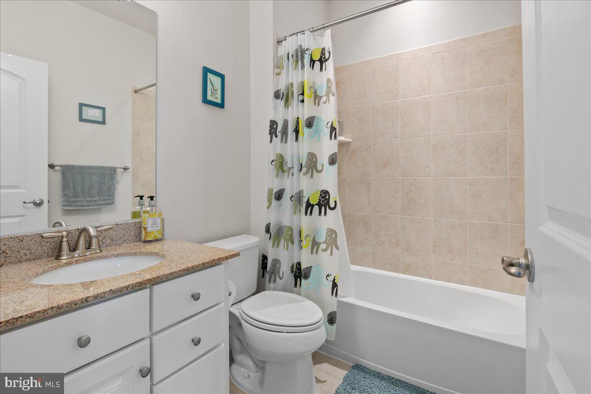 RIVERWOOD - Residential