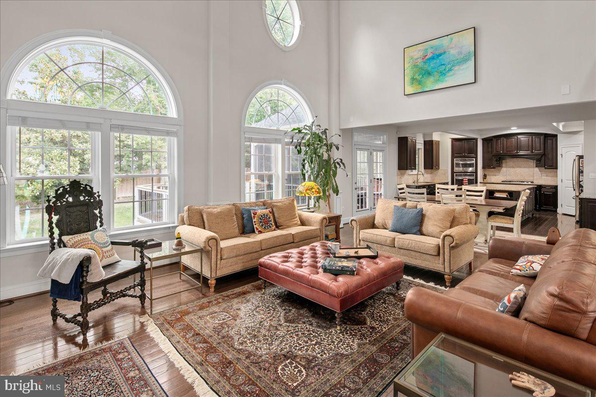 9420 FERRY LANDING COURT
