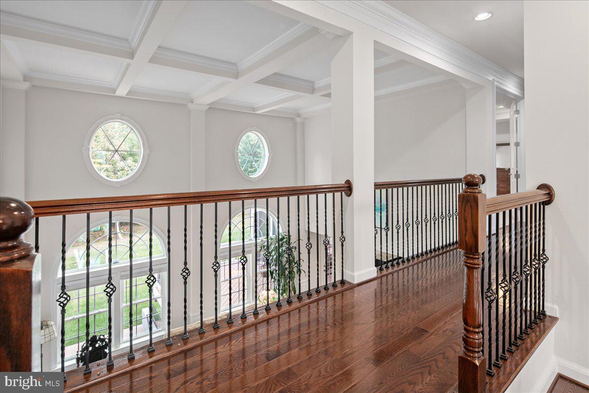 RIVERWOOD - Residential