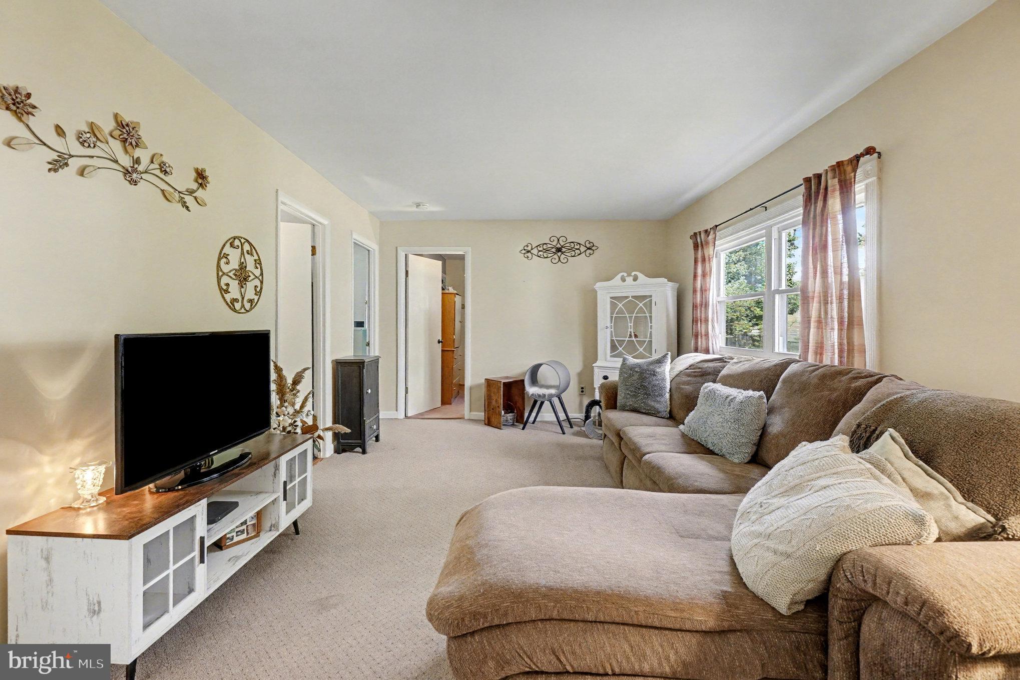 CHESAPEAKE TERRACE - Residential