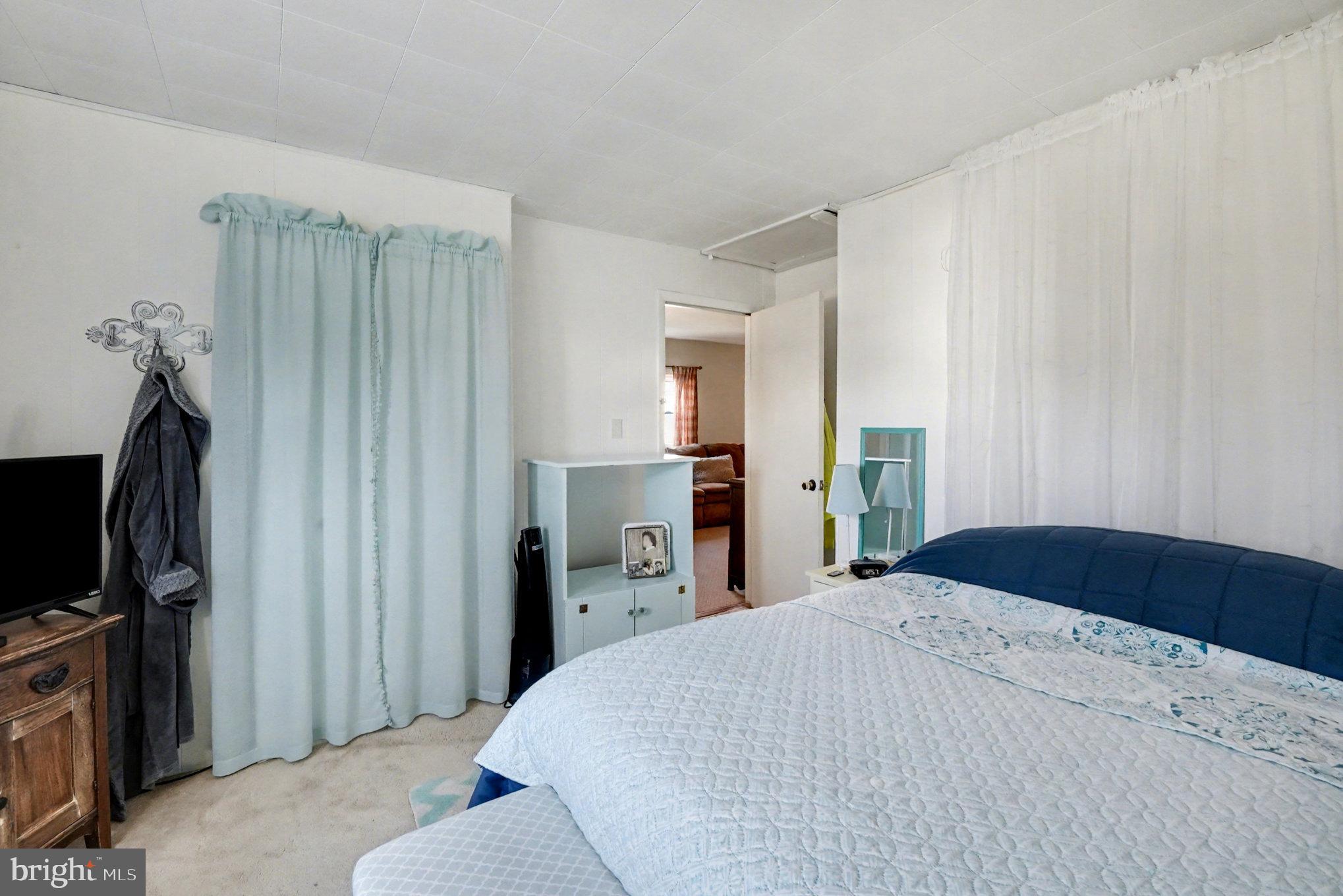 CHESAPEAKE TERRACE - Residential