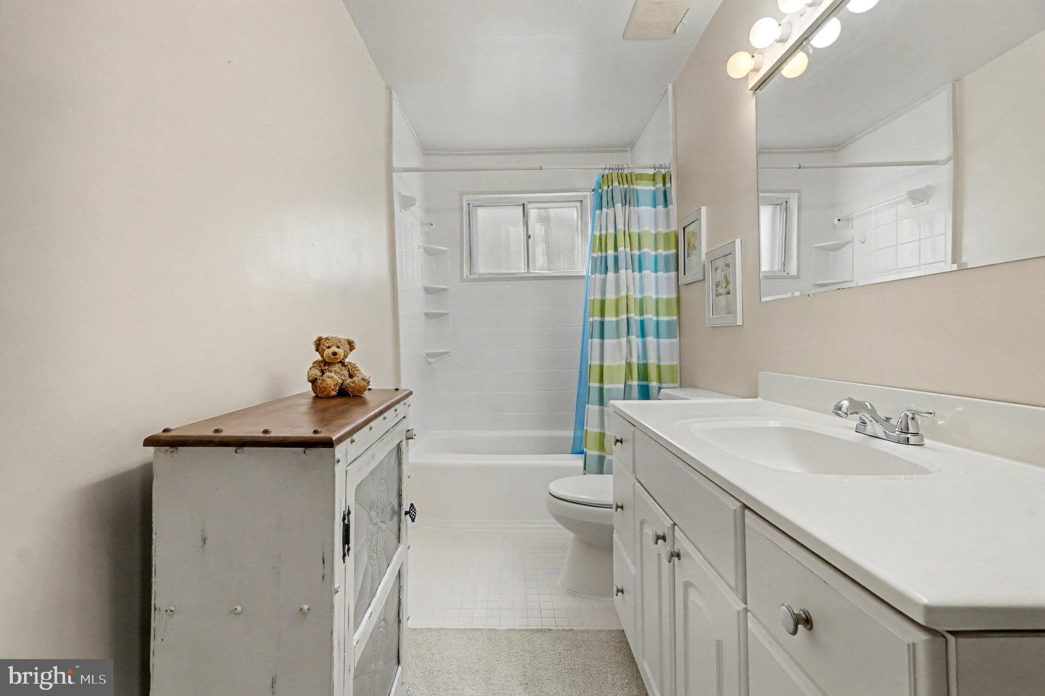 CHESAPEAKE TERRACE - Residential