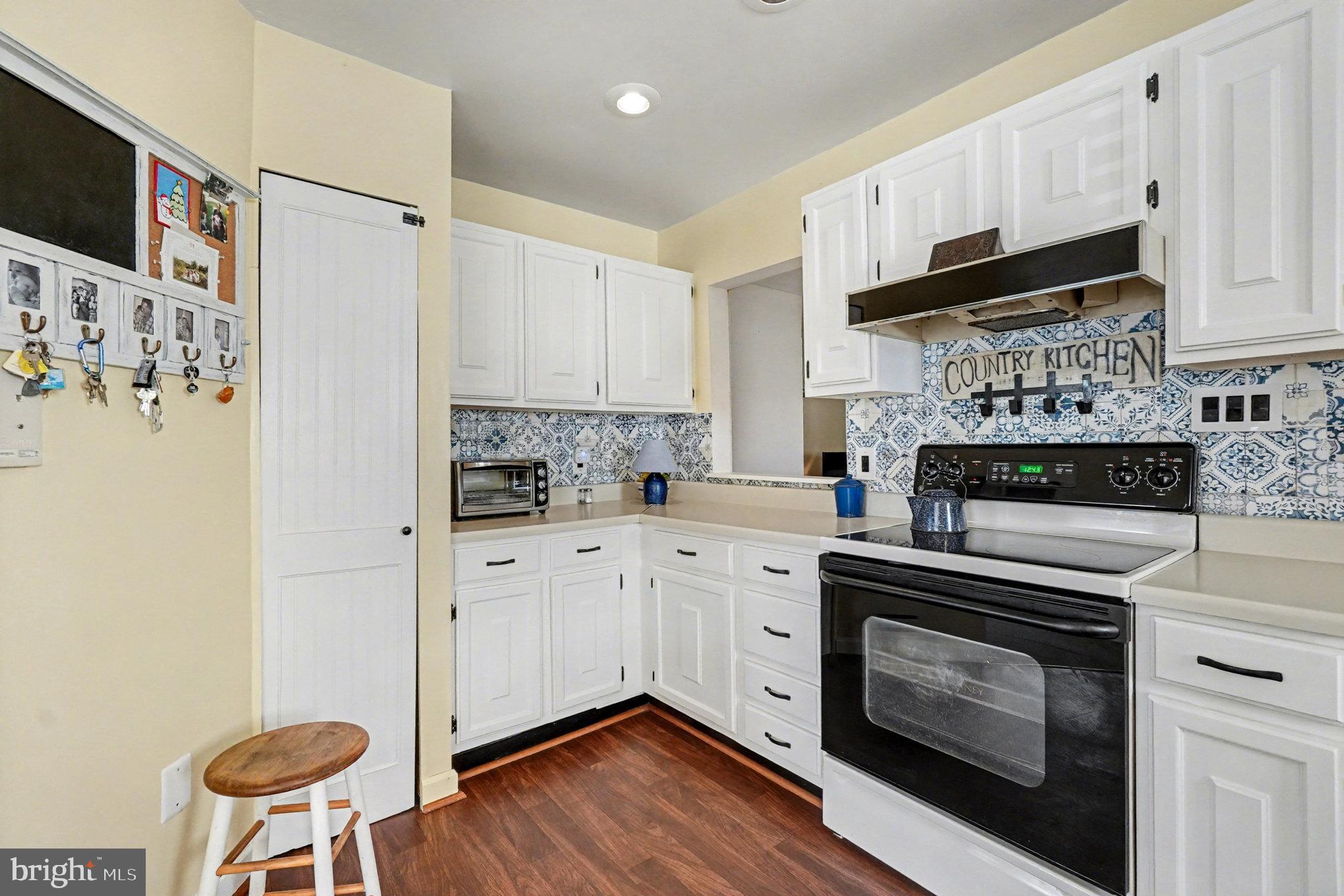 CHESAPEAKE TERRACE - Residential