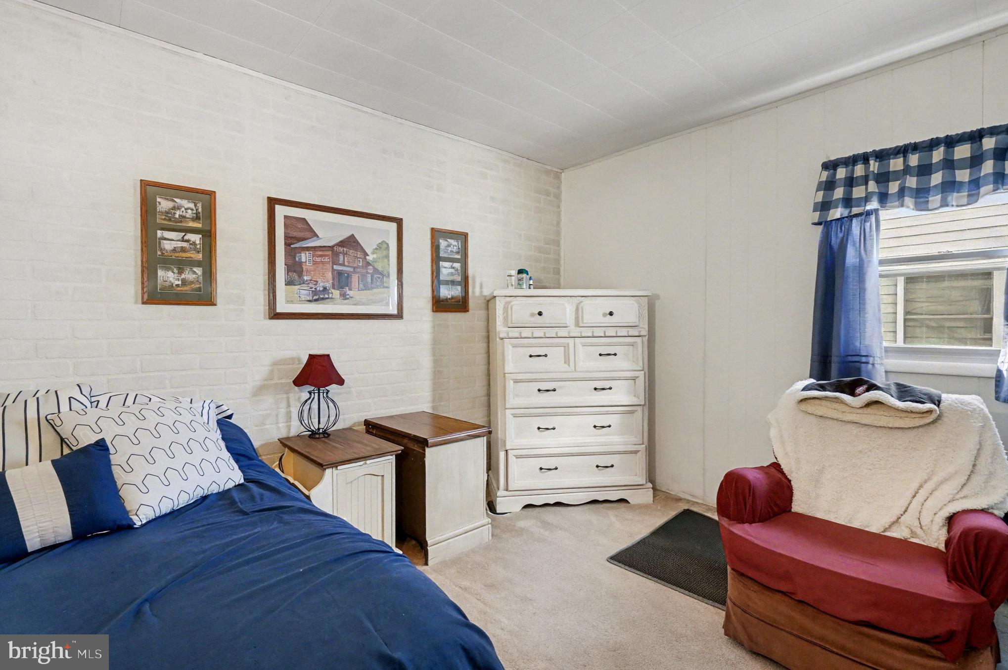 CHESAPEAKE TERRACE - Residential