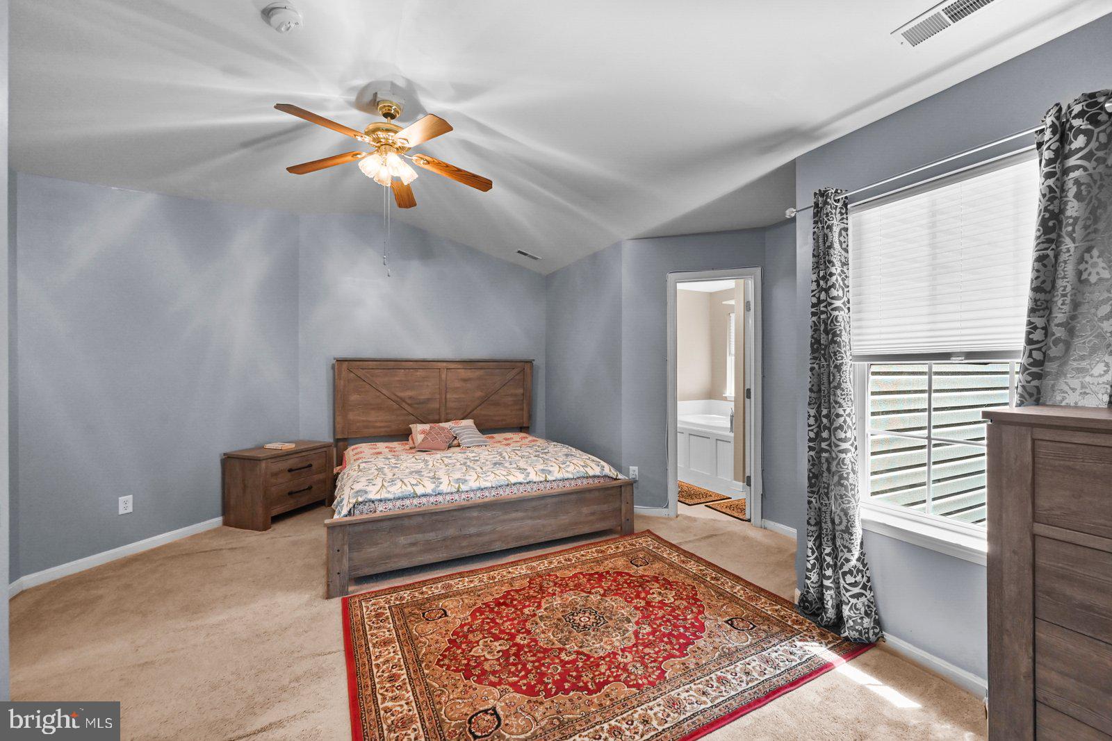 PEACEFIELDS - Residential