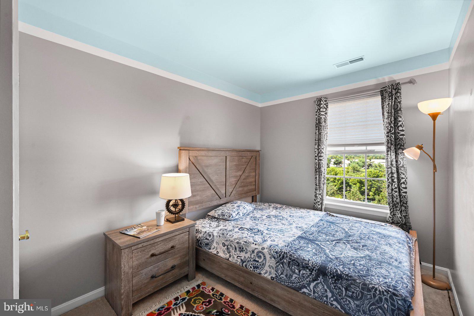 PEACEFIELDS - Residential