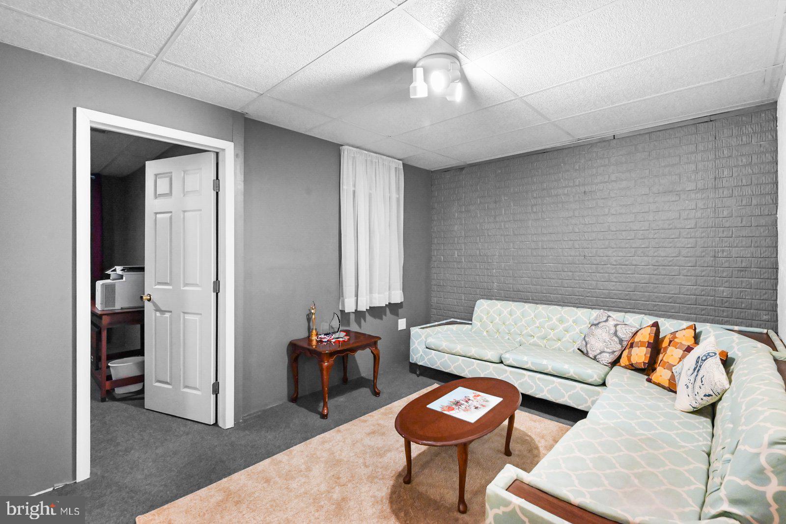 PEACEFIELDS - Residential