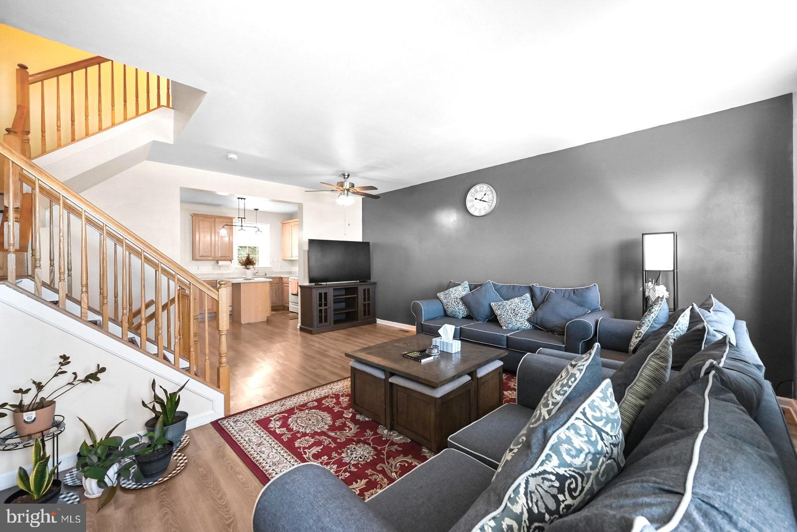 PEACEFIELDS - Residential