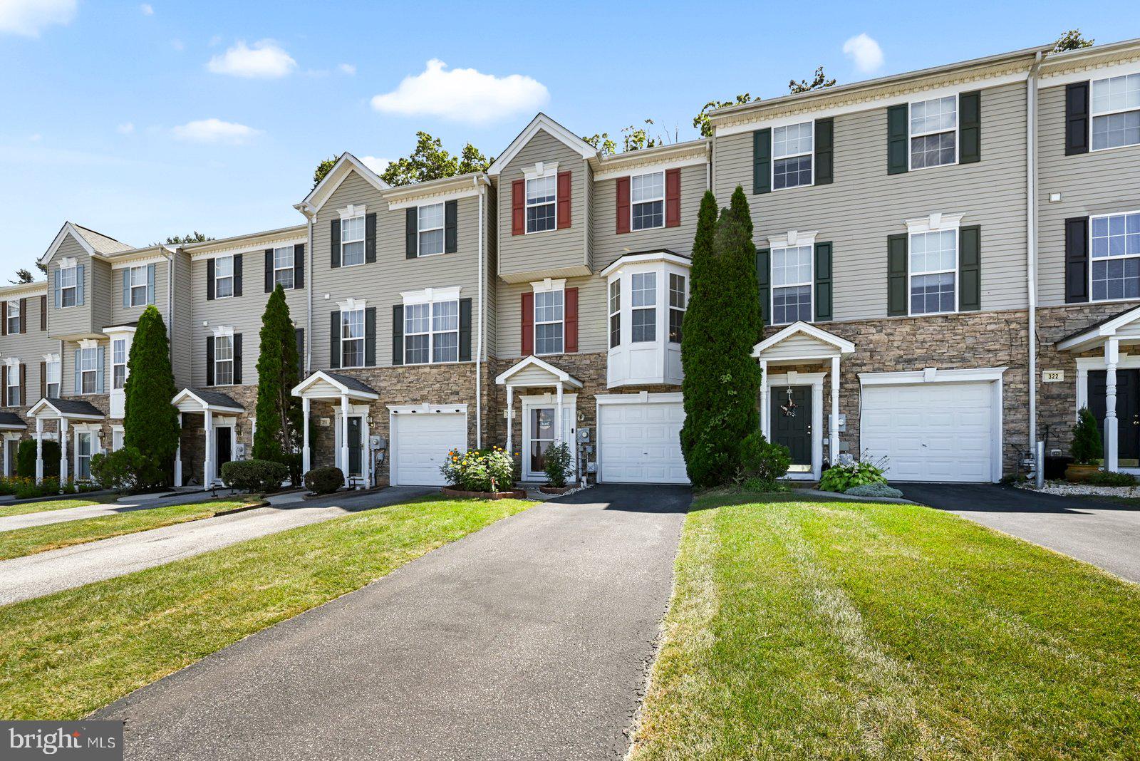 PEACEFIELDS - Residential