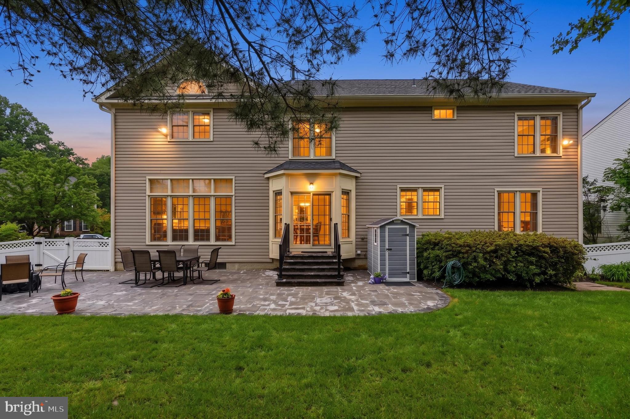 NORBECK GROVE - Residential