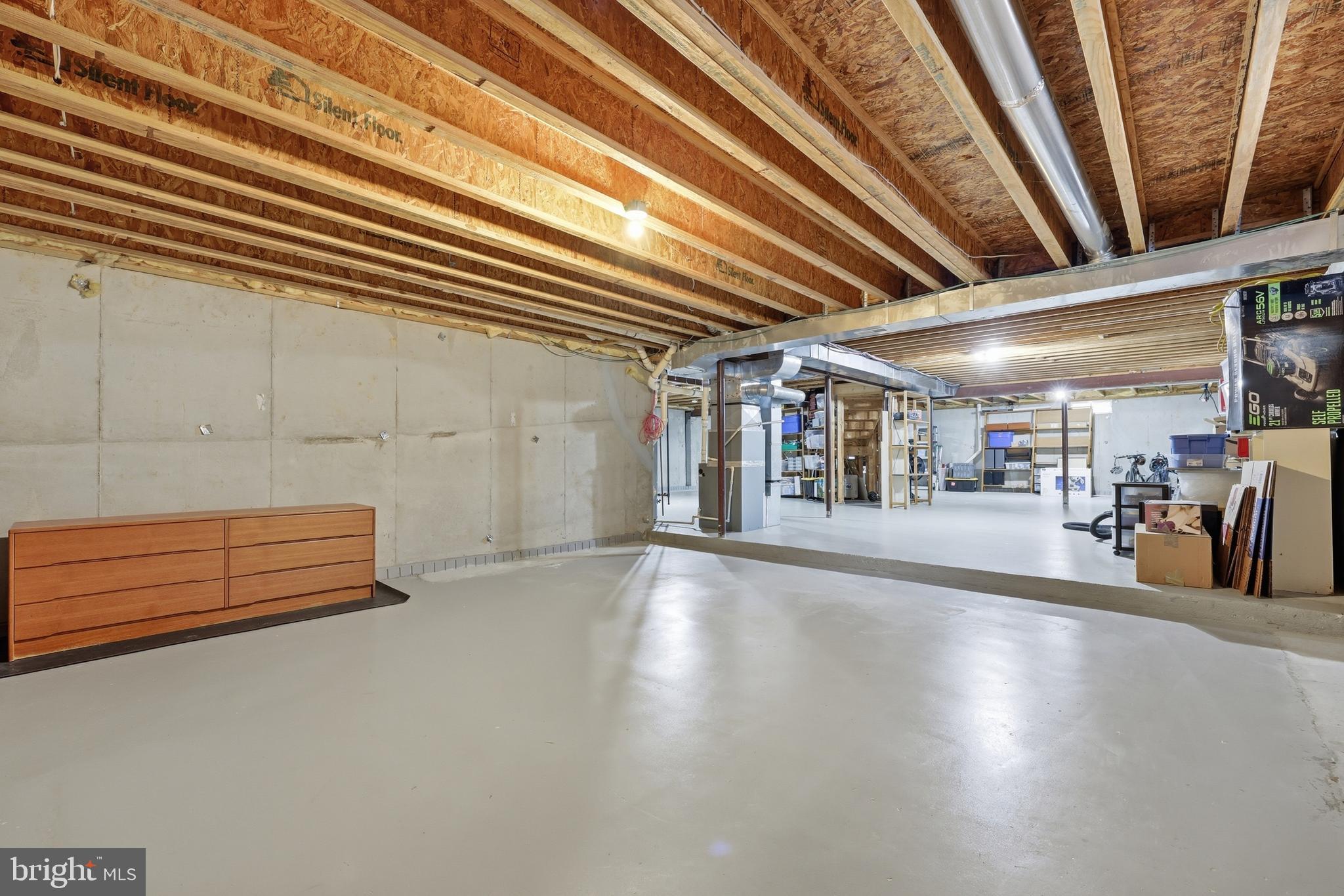 NORBECK GROVE - Residential