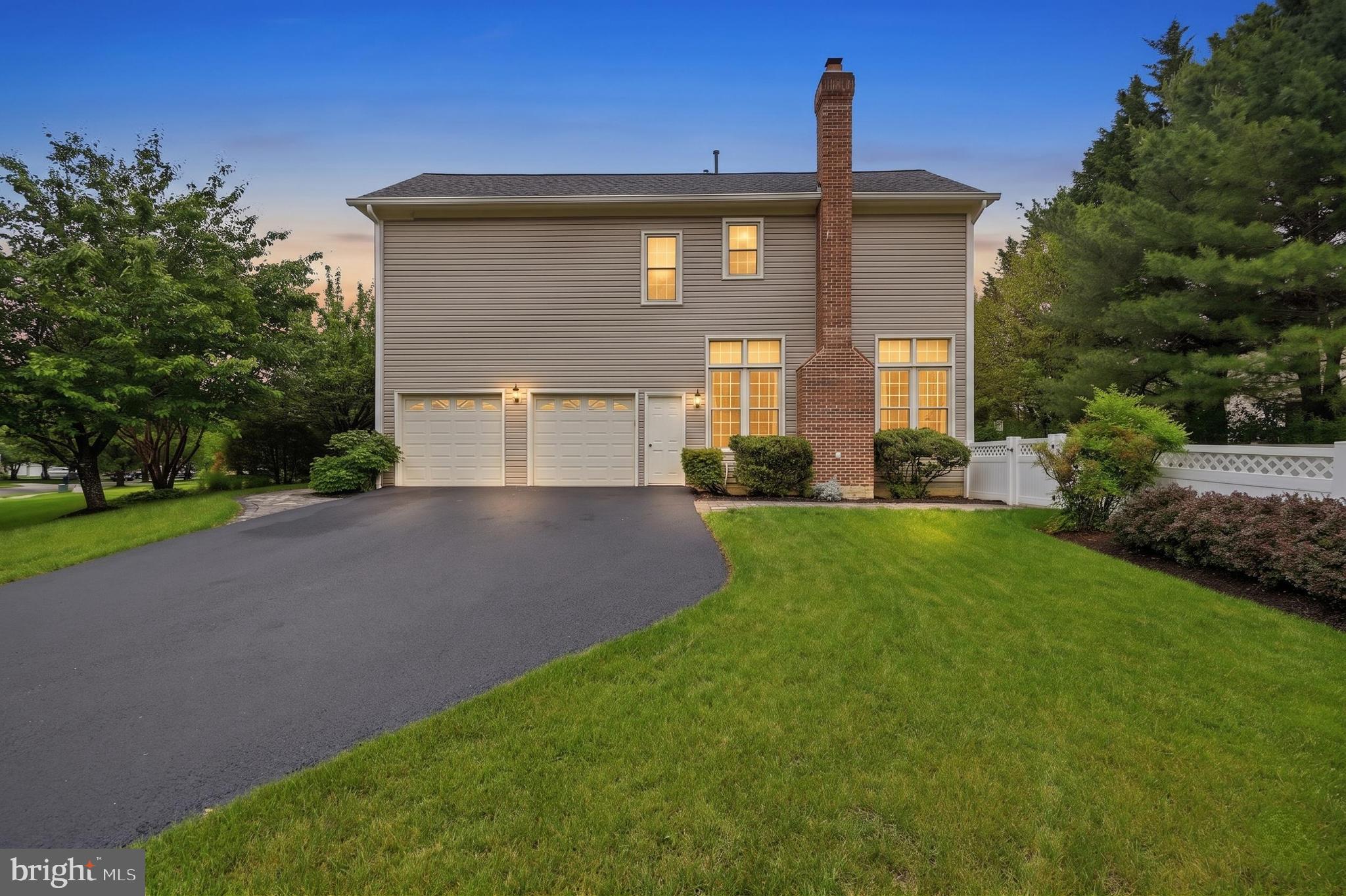 NORBECK GROVE - Residential