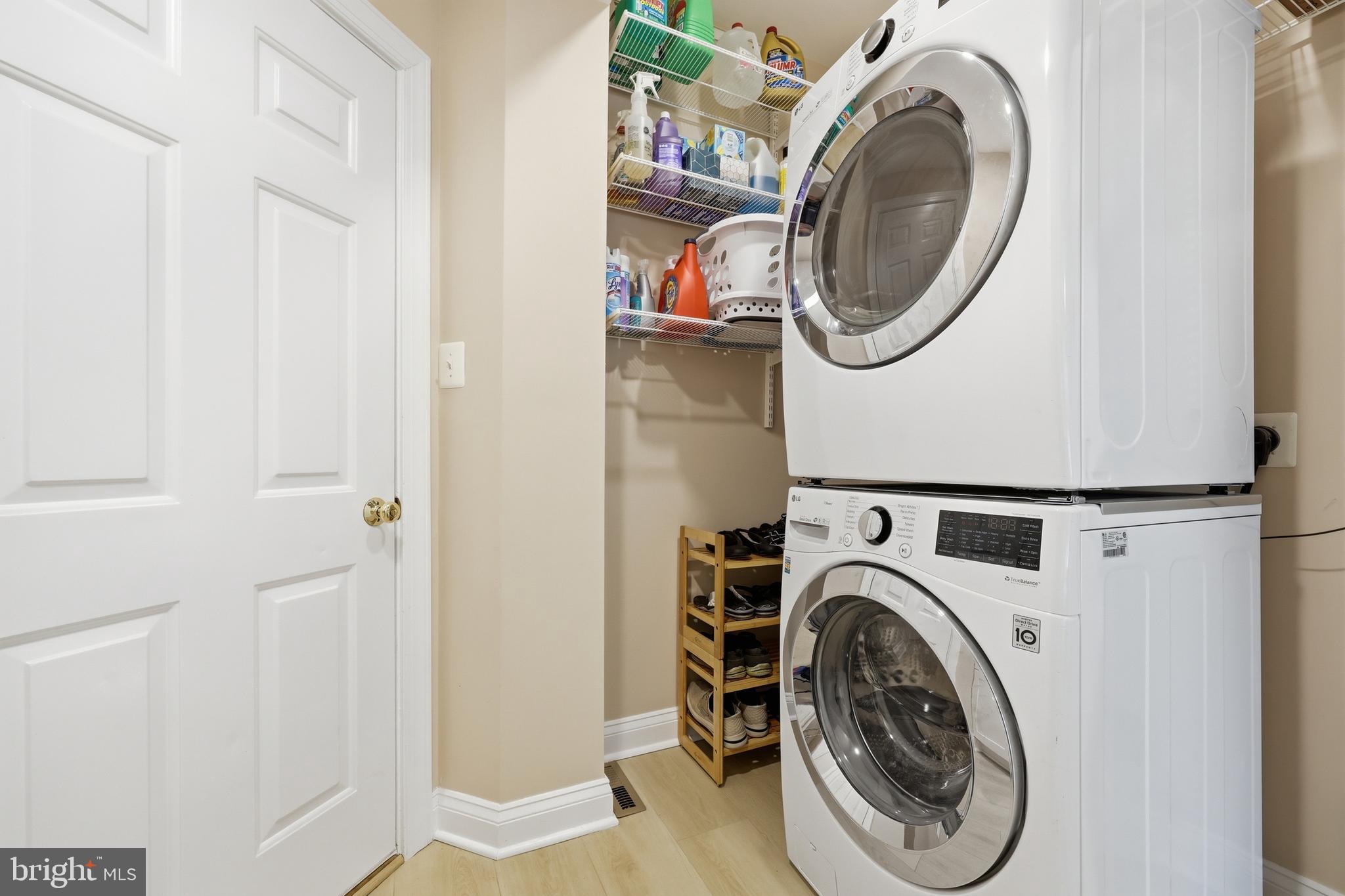 NORBECK GROVE - Residential