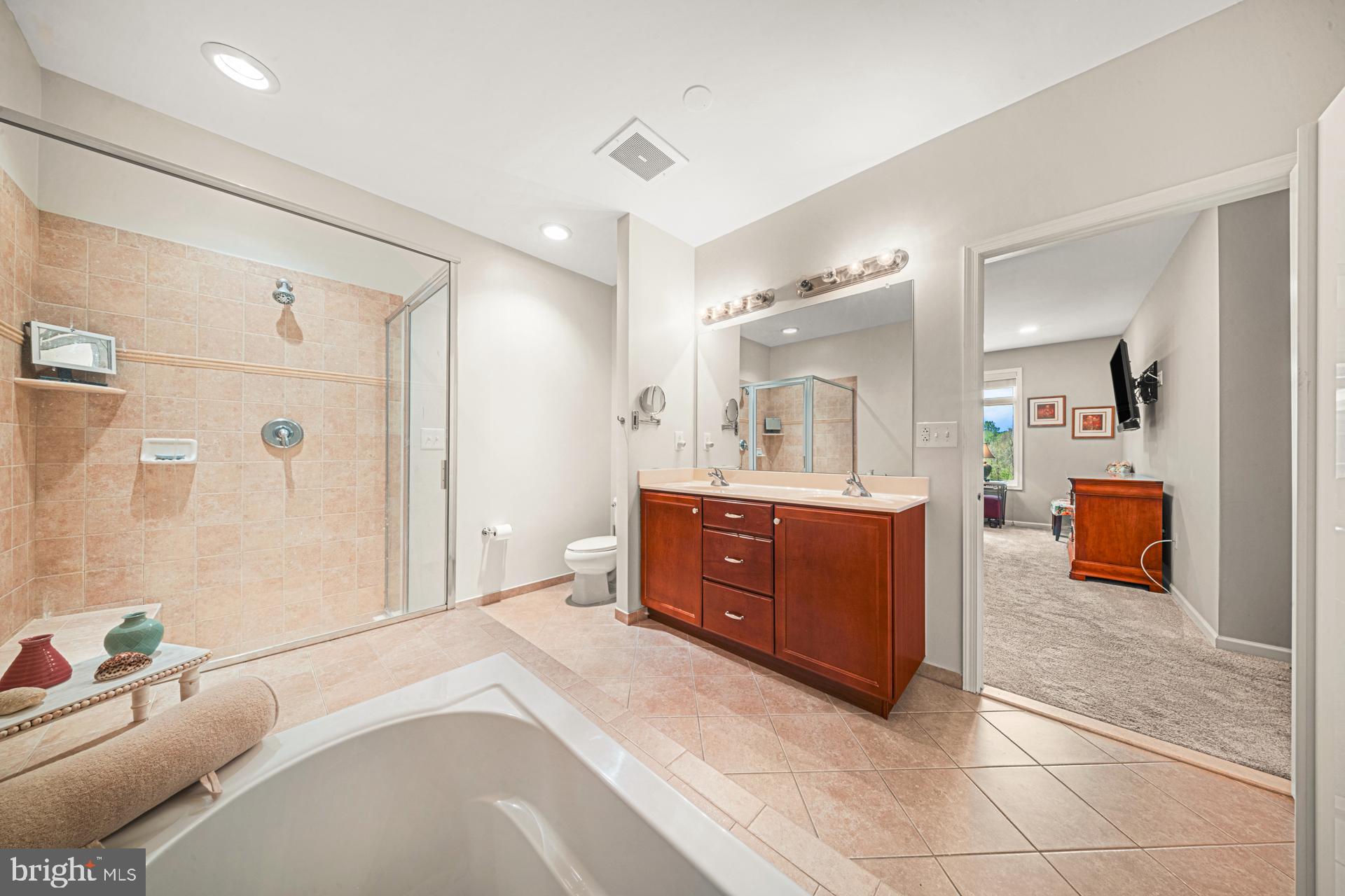 HUNTINGDON PLACE - Residential
