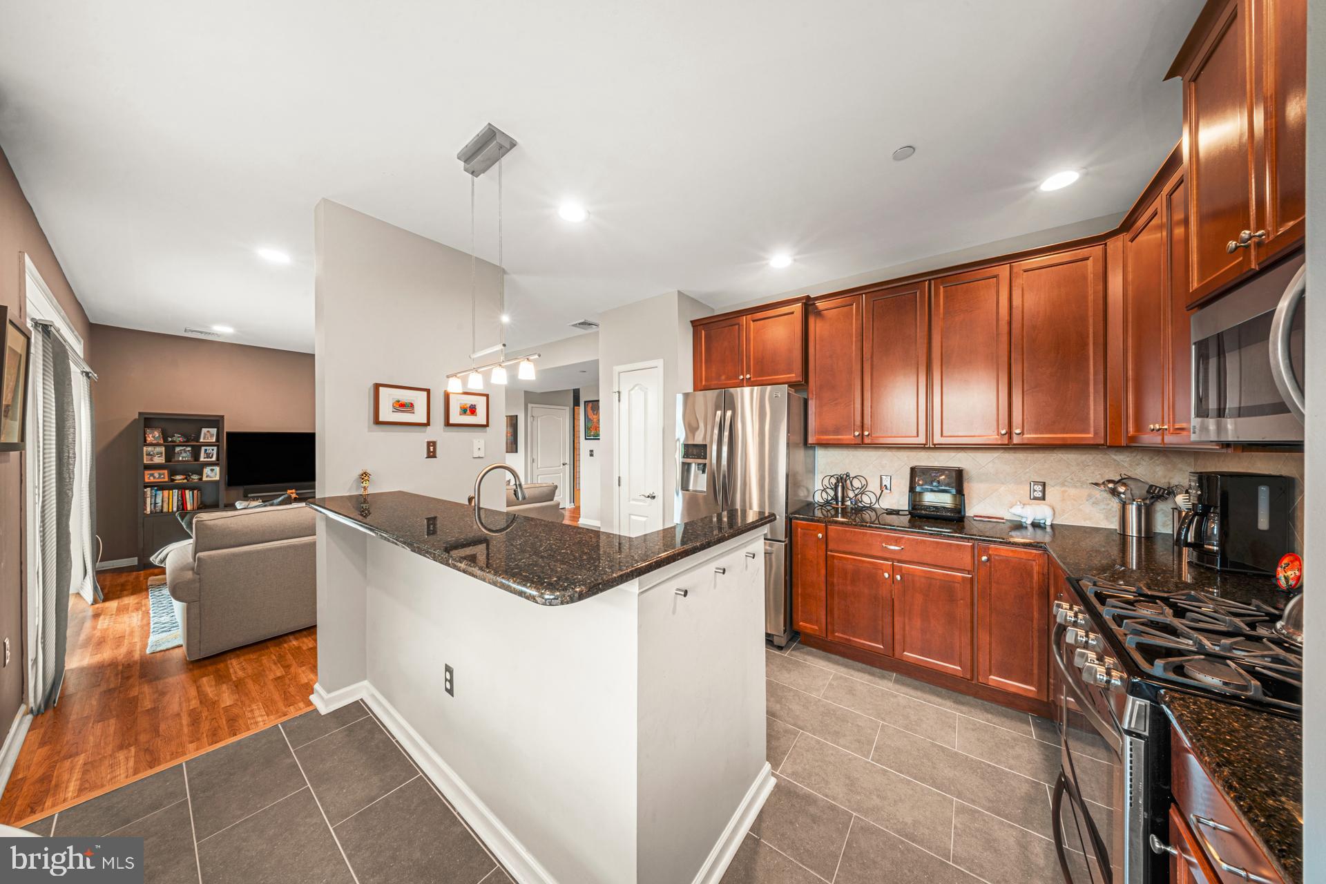 HUNTINGDON PLACE - Residential