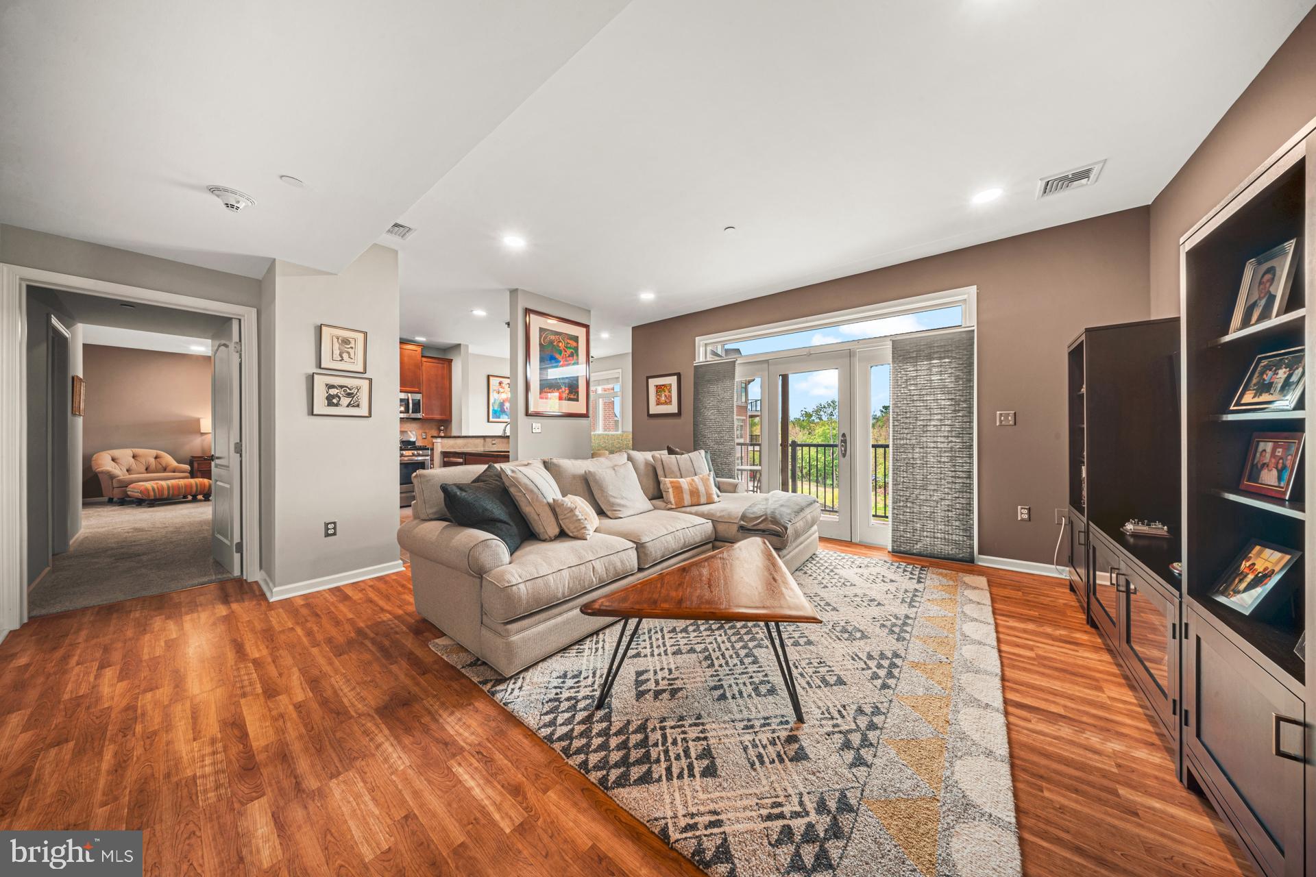 HUNTINGDON PLACE - Residential