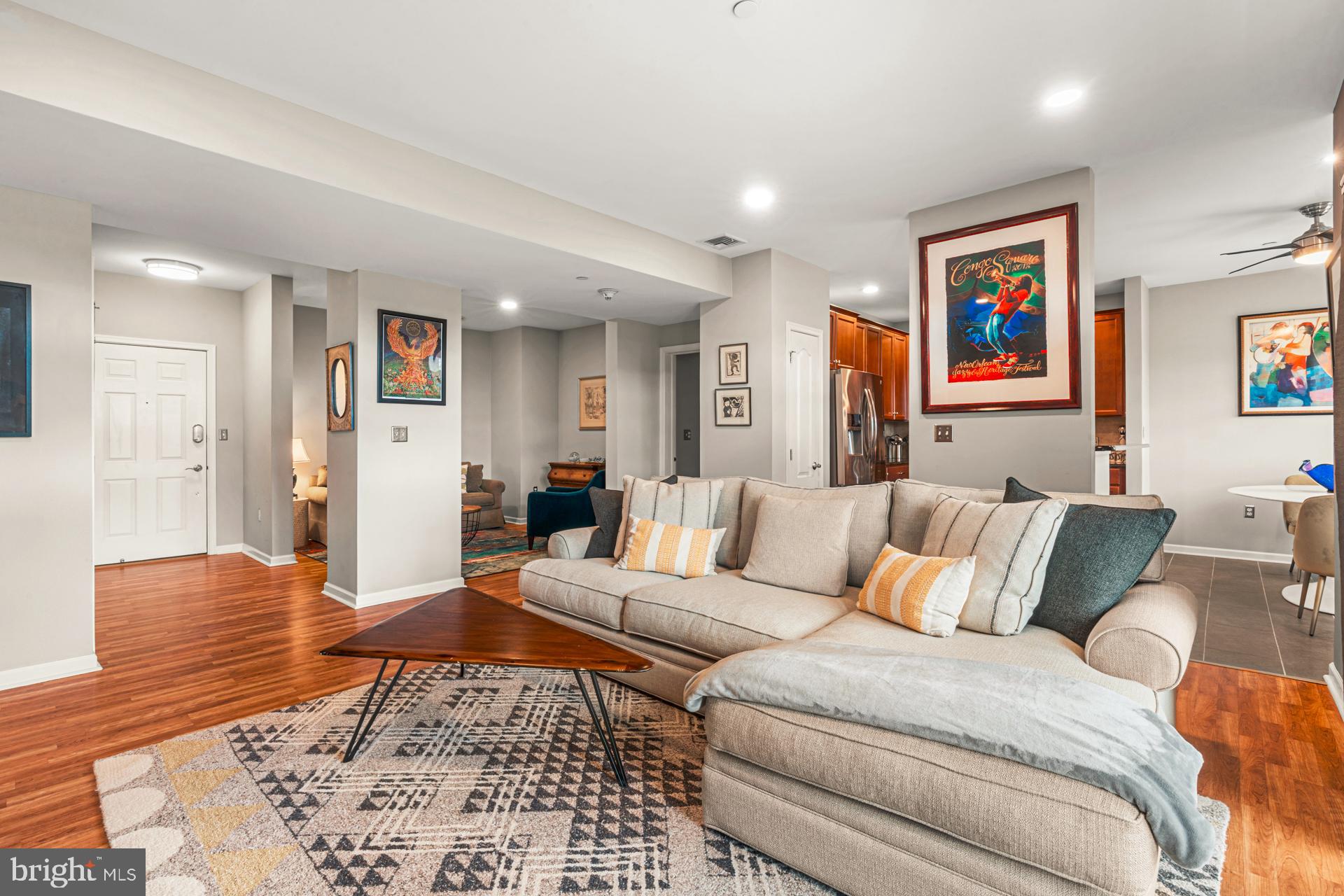 HUNTINGDON PLACE - Residential