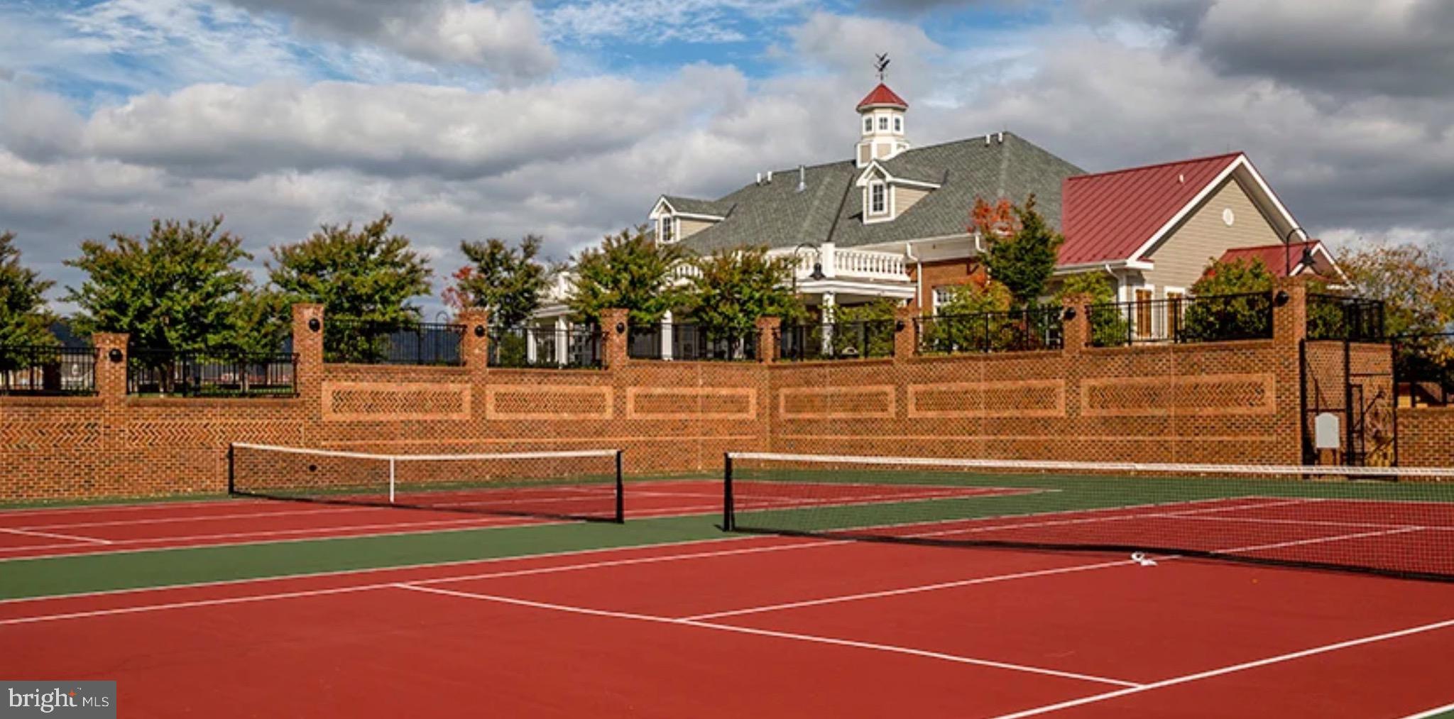 BRUNSWICK CROSSING - Residential