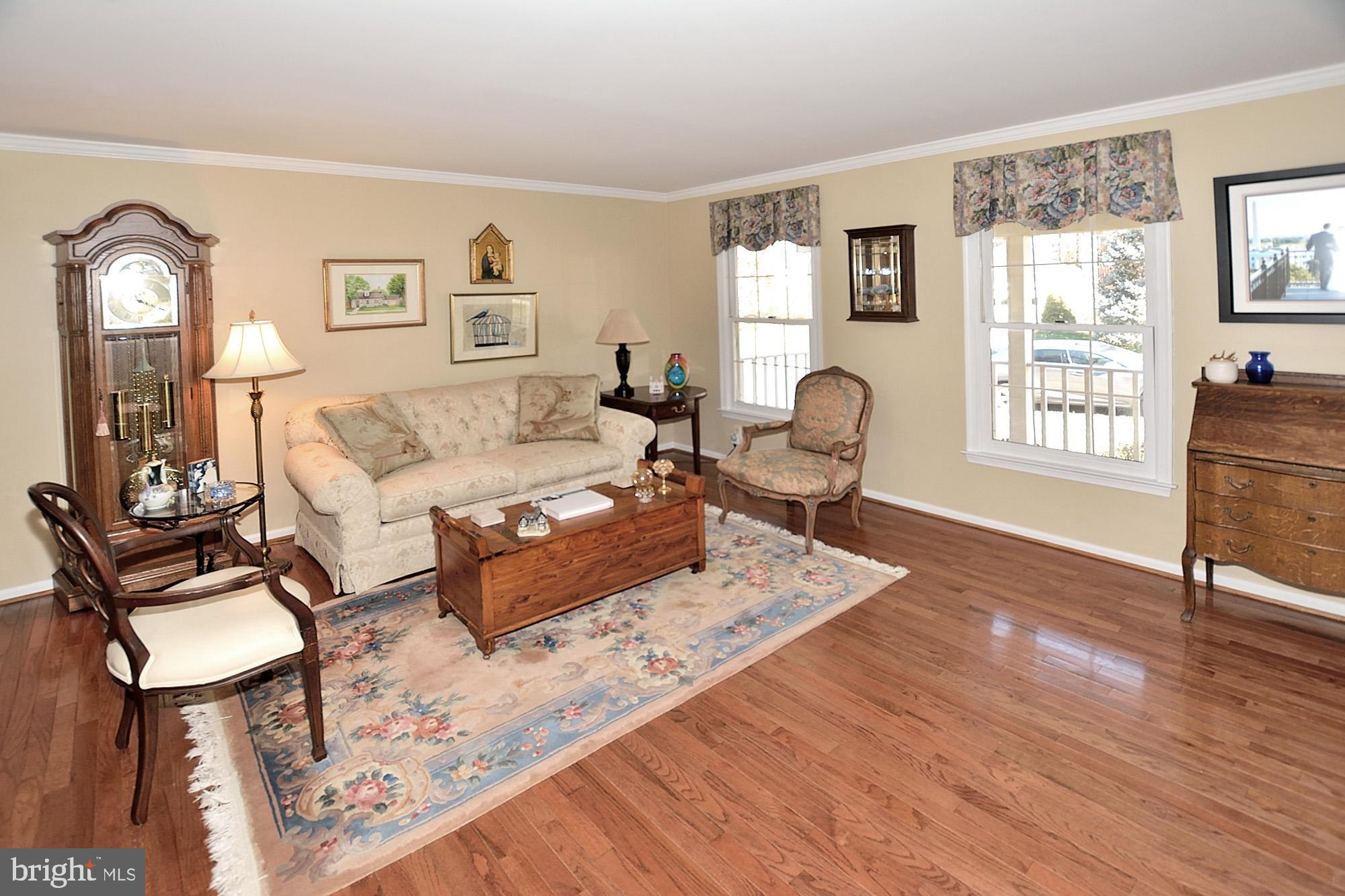 BURKE CENTRE - Residential