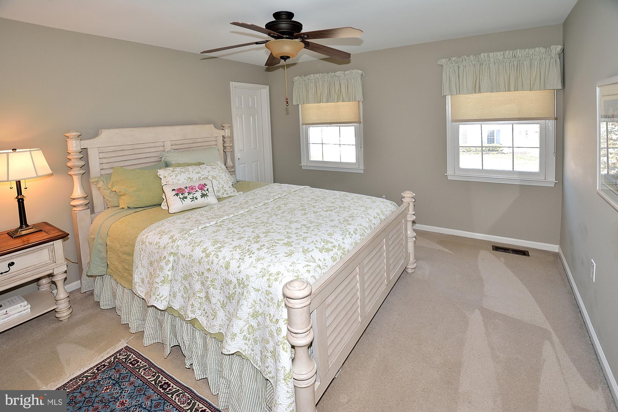 BURKE CENTRE - Residential