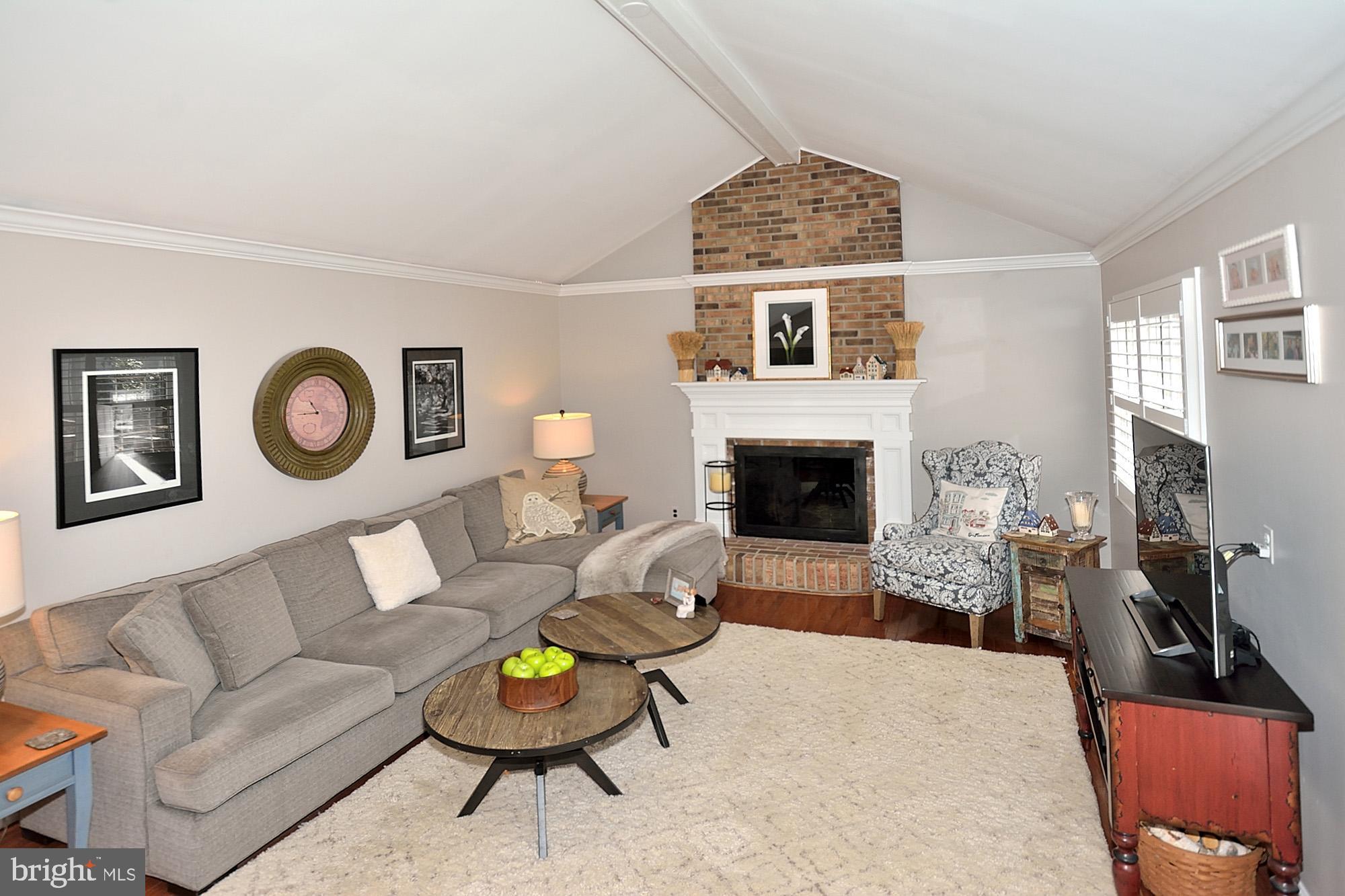 BURKE CENTRE - Residential