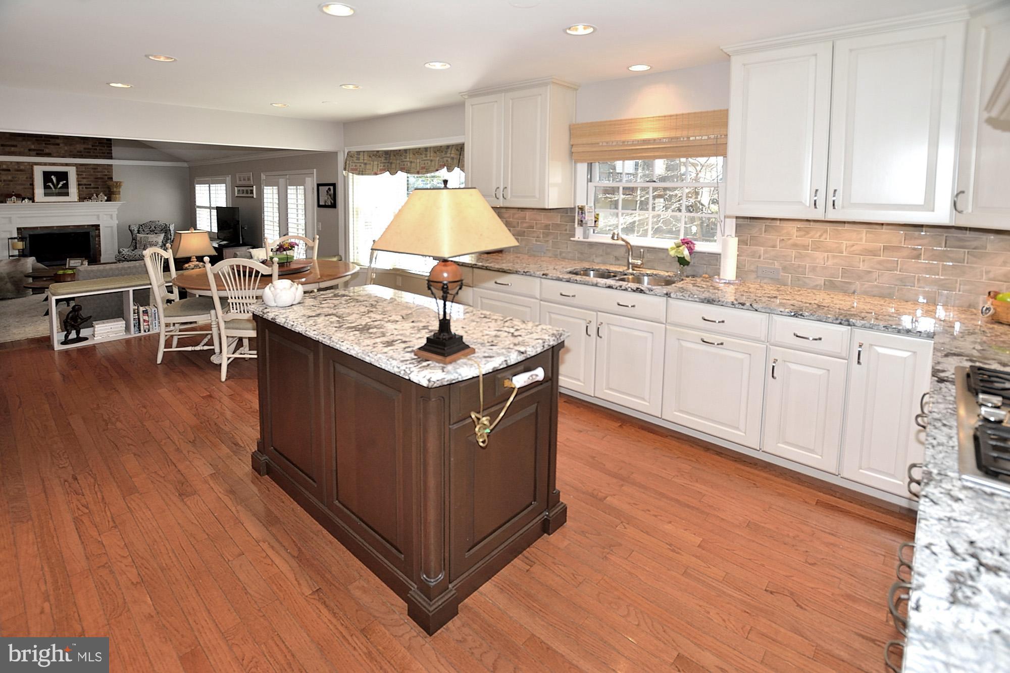 BURKE CENTRE - Residential