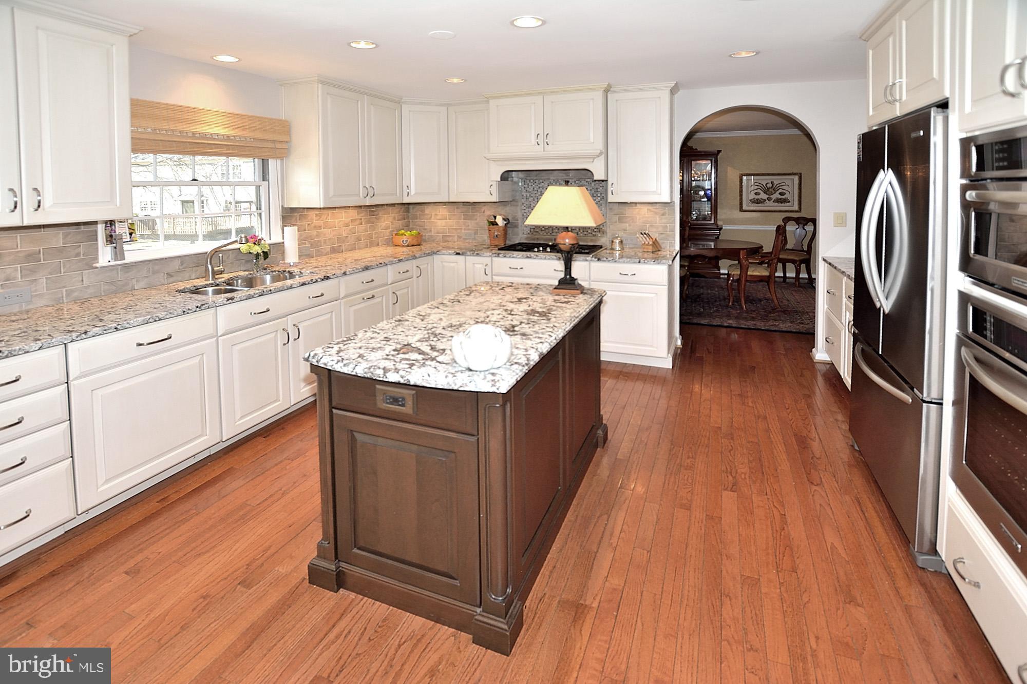 BURKE CENTRE - Residential