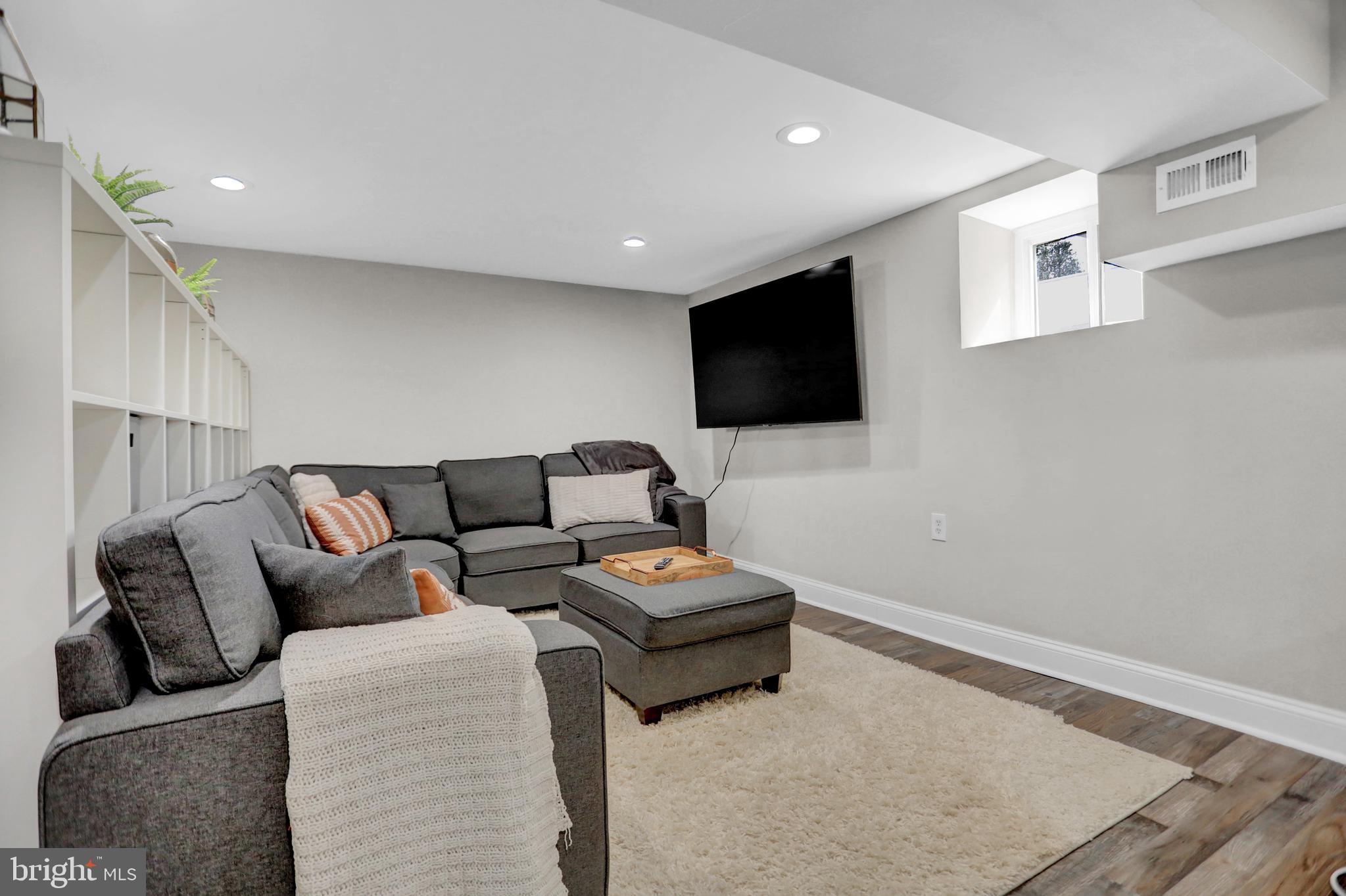 UPPER PARK HEIGHTS - Residential