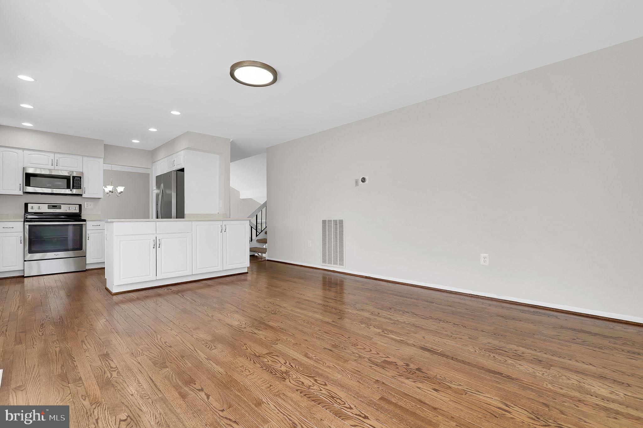 CHURCHILL TOWN SECTOR - Residential