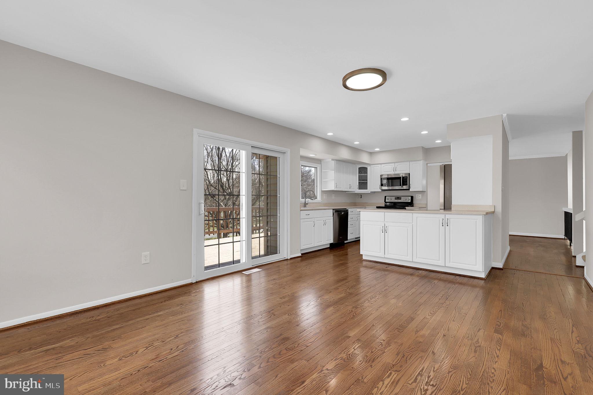 CHURCHILL TOWN SECTOR - Residential