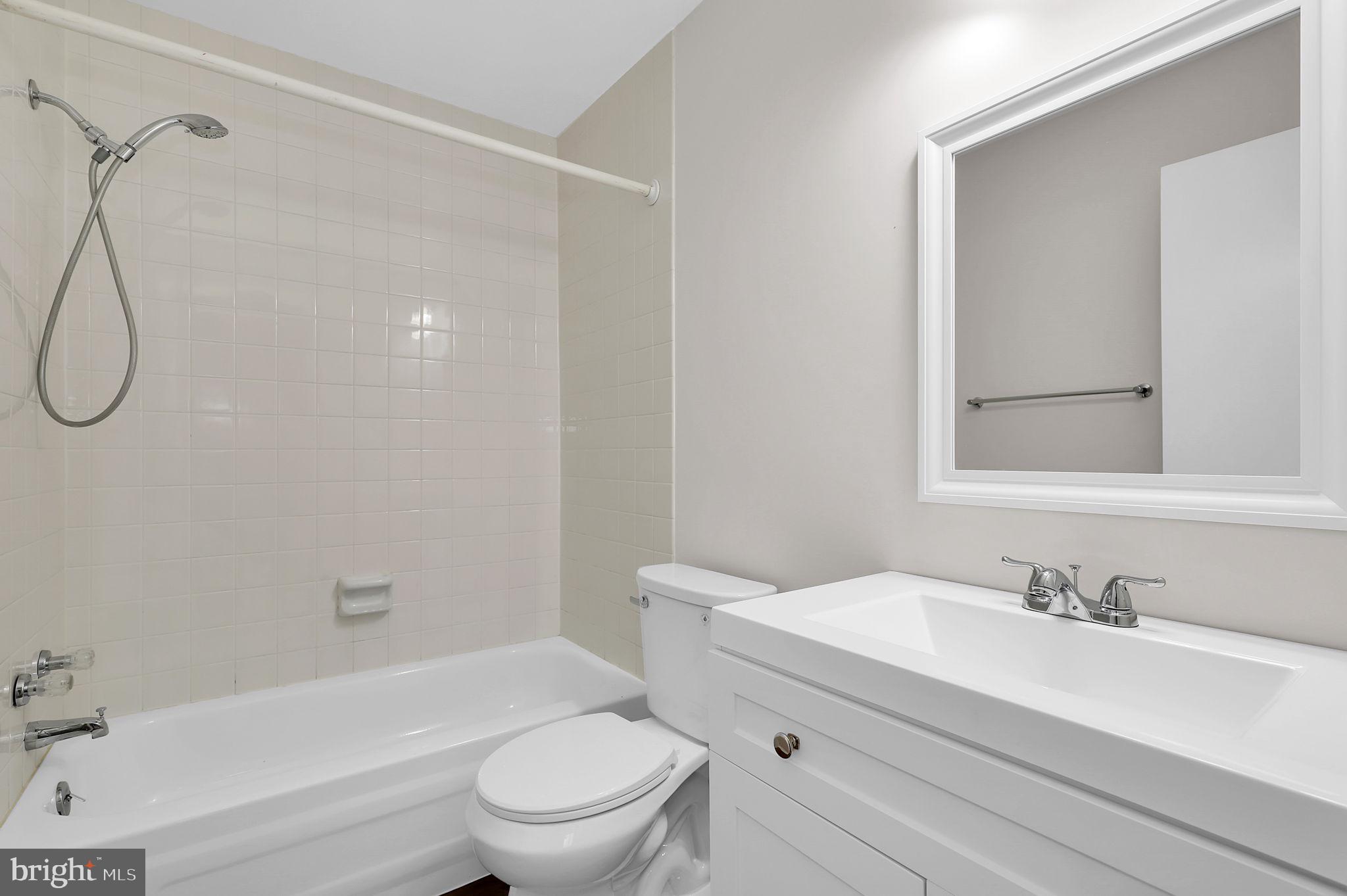 CHURCHILL TOWN SECTOR - Residential