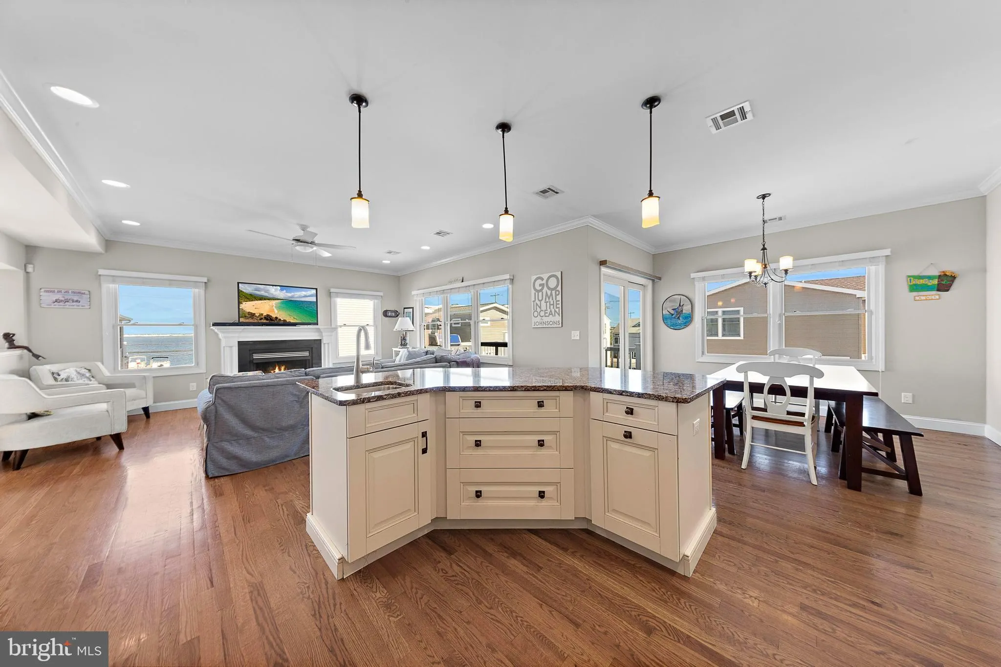 Ship Bottom, New Jersey 08008, United States, 4 Bedrooms Bedrooms, ,4 BathroomsBathrooms,Residential,Active,199648