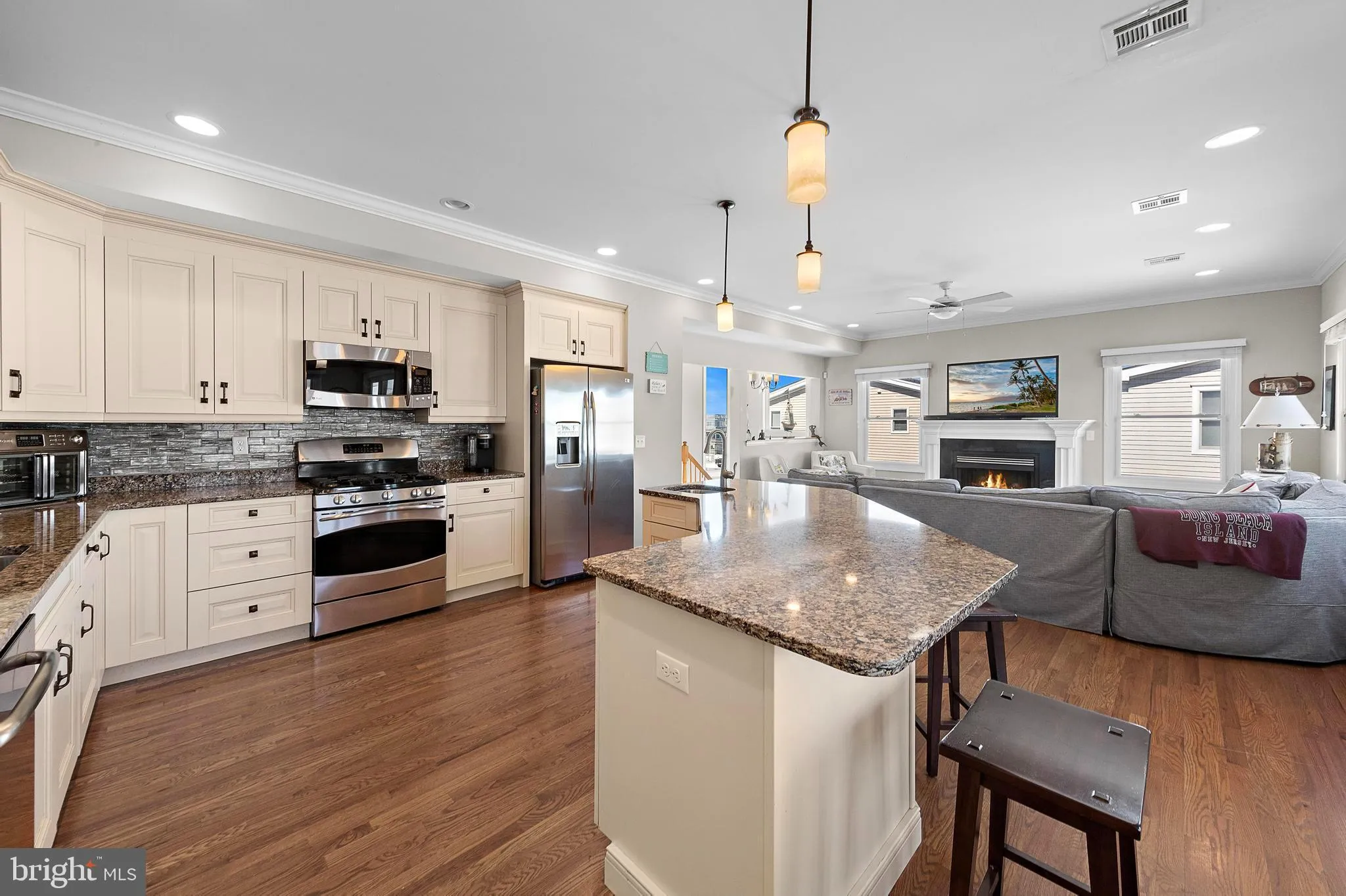 Ship Bottom, New Jersey 08008, United States, 4 Bedrooms Bedrooms, ,4 BathroomsBathrooms,Residential,Active,199648