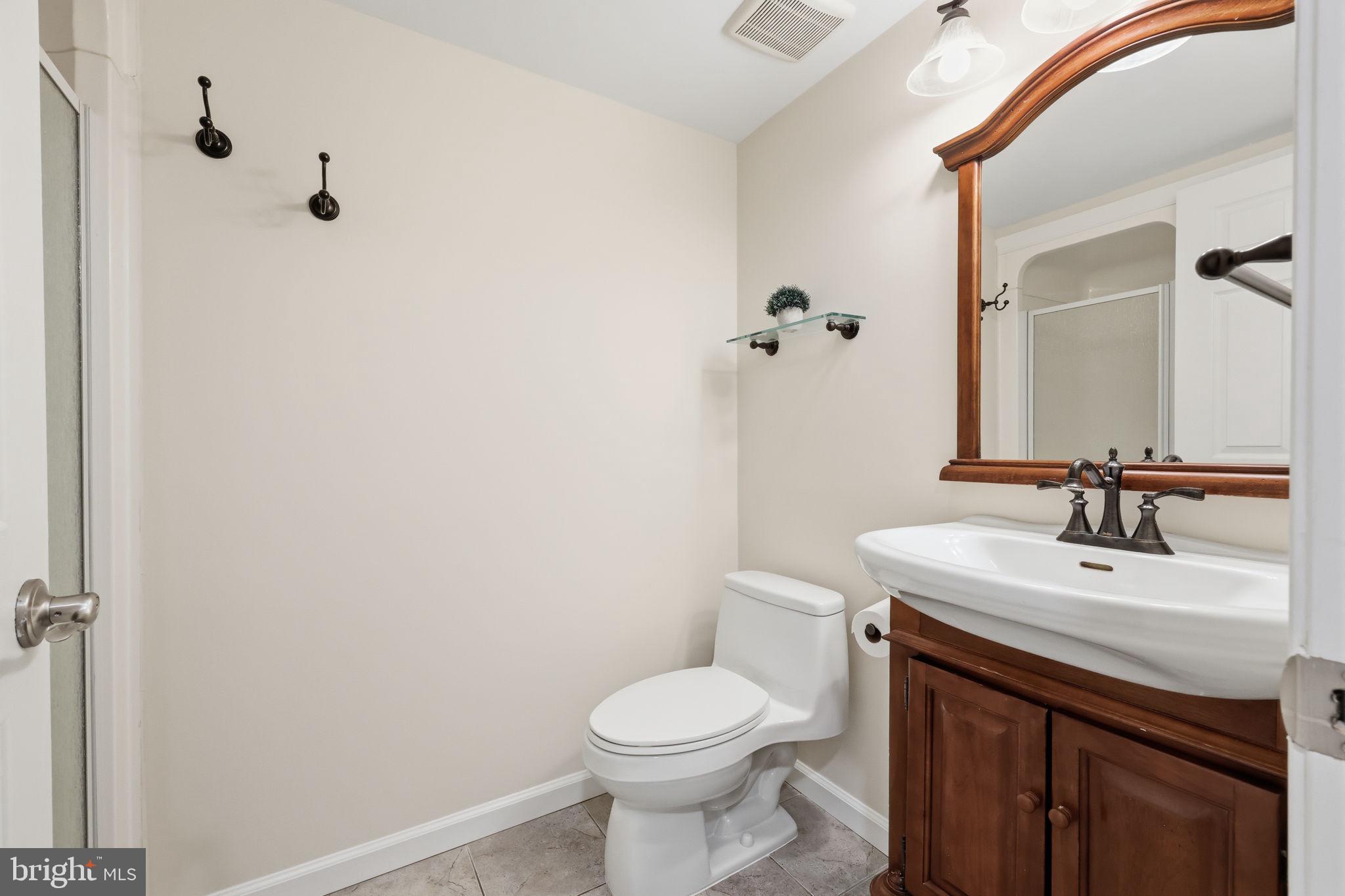 COUNTRY BEND - Residential