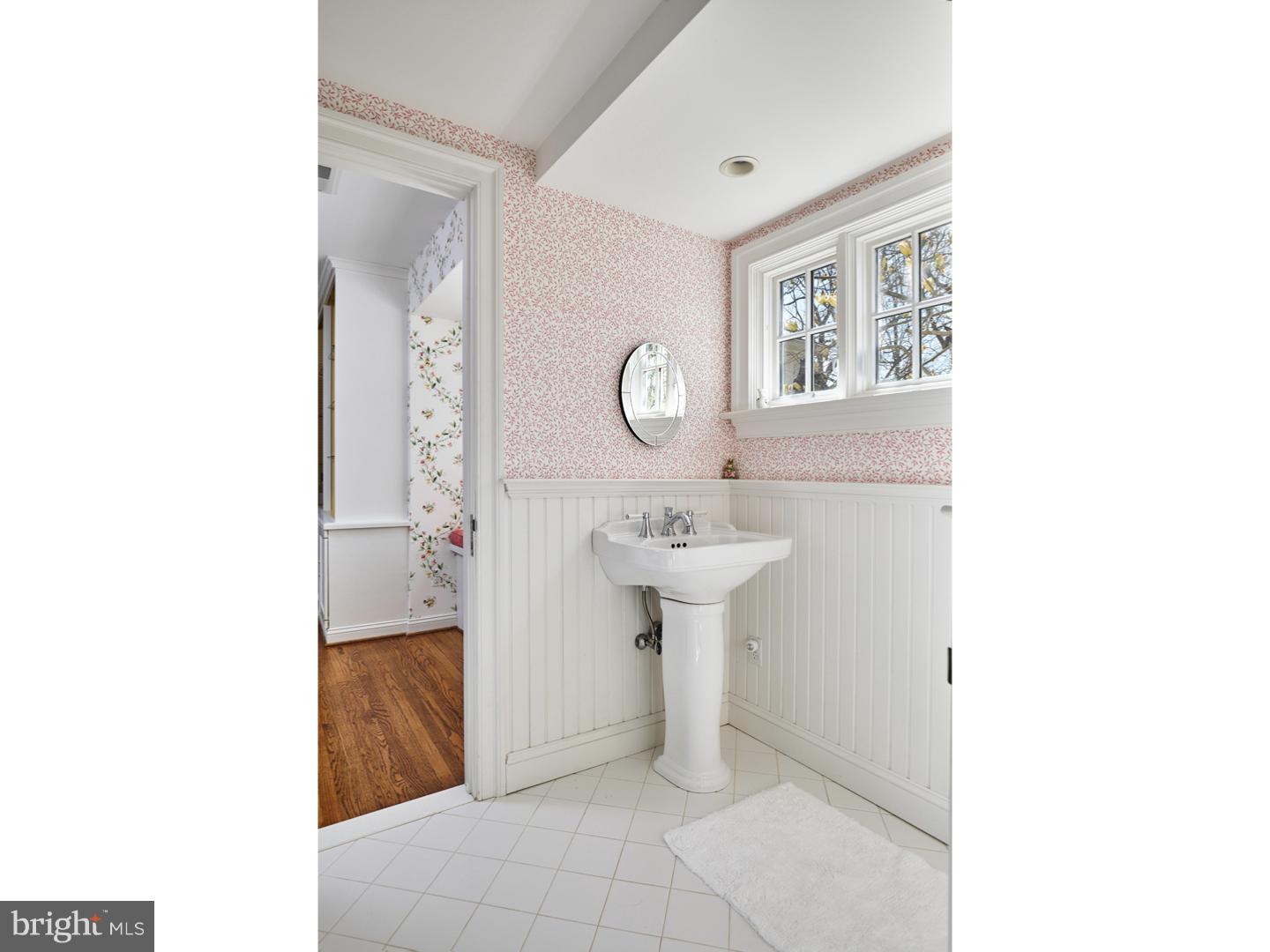 THE WOODS - Residential